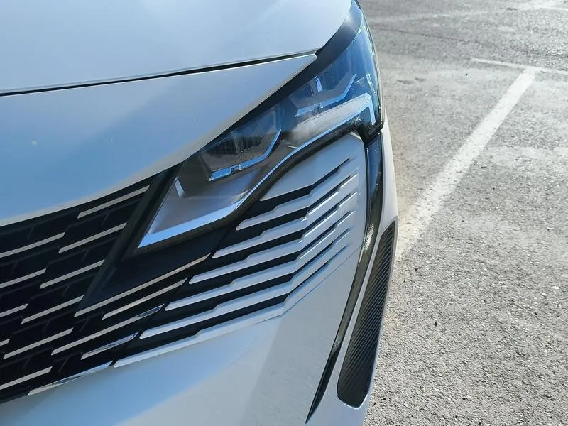 Peugeot 3008 225 e-EAT8 Allure - foto 41