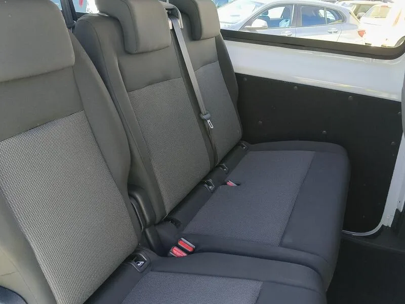 Peugeot Expert BlueHDi 180 - foto 35