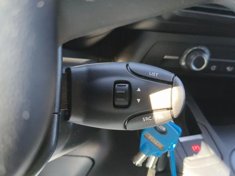 Citroën Berlingo BlueHDi 100 Club - foto 23