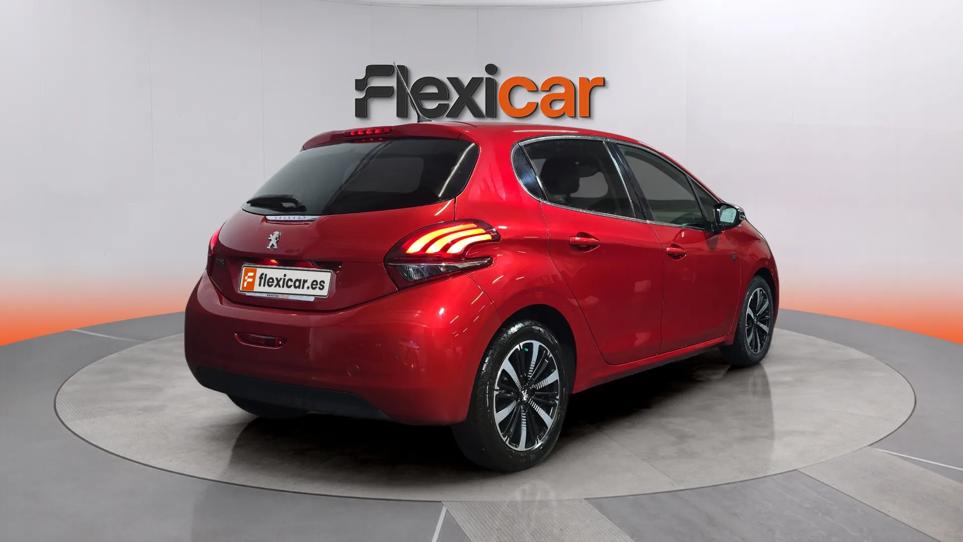 Peugeot 208 Allure 1.2L PureTech - foto 4