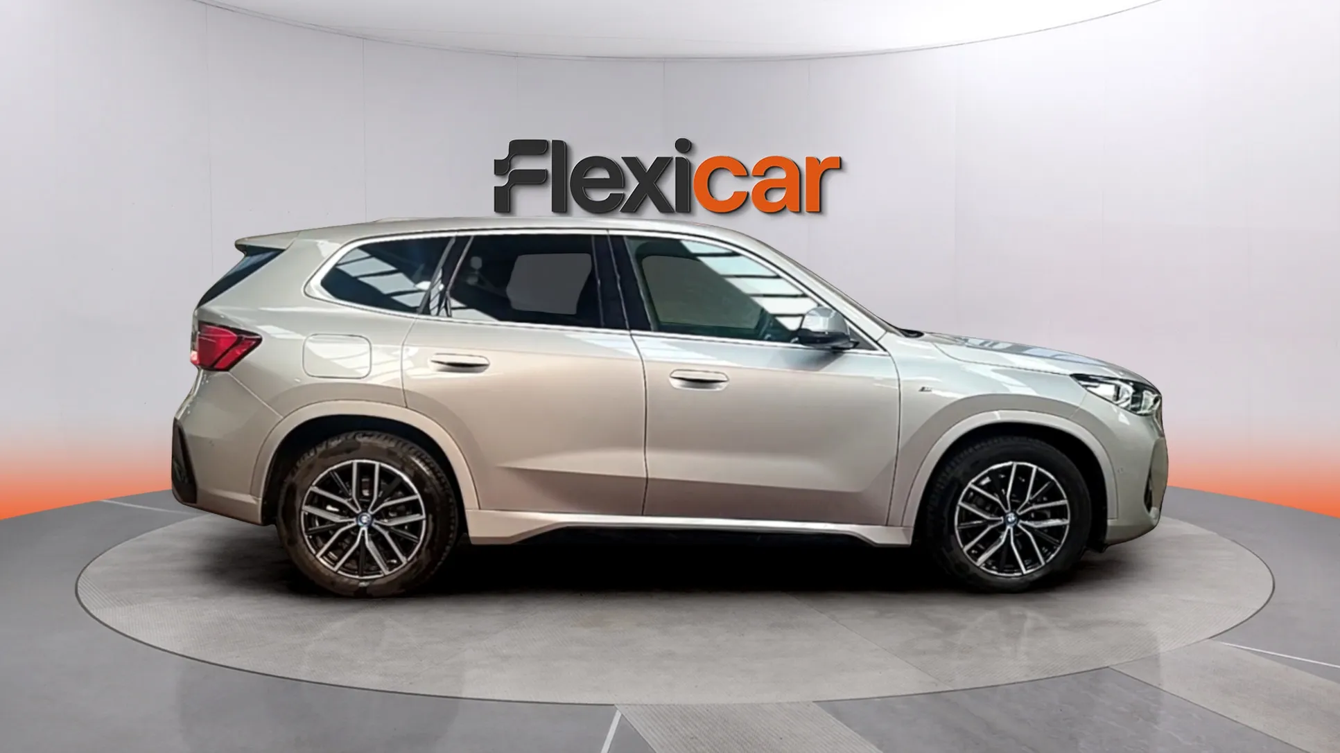 BMW X1 xDrive25e - foto 5