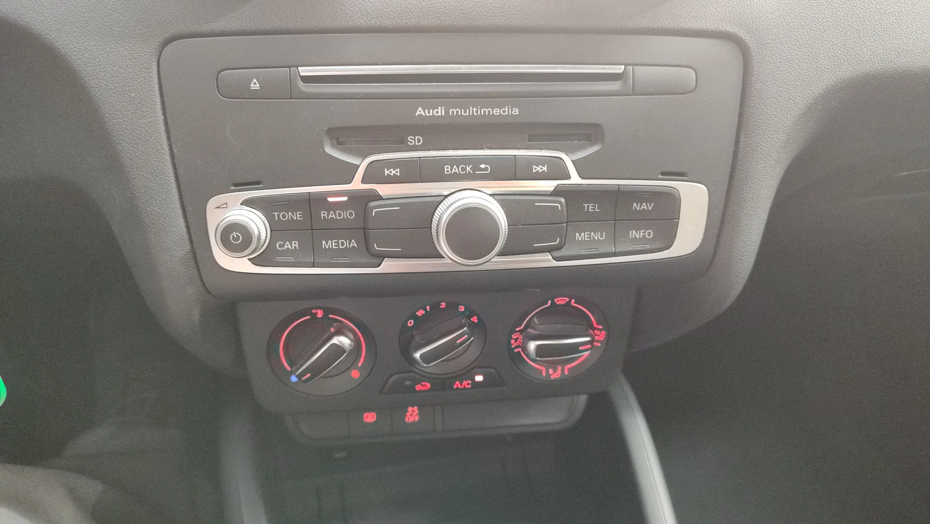 Audi A1 Active Kit 1.0 TFSI Sportback - foto 14