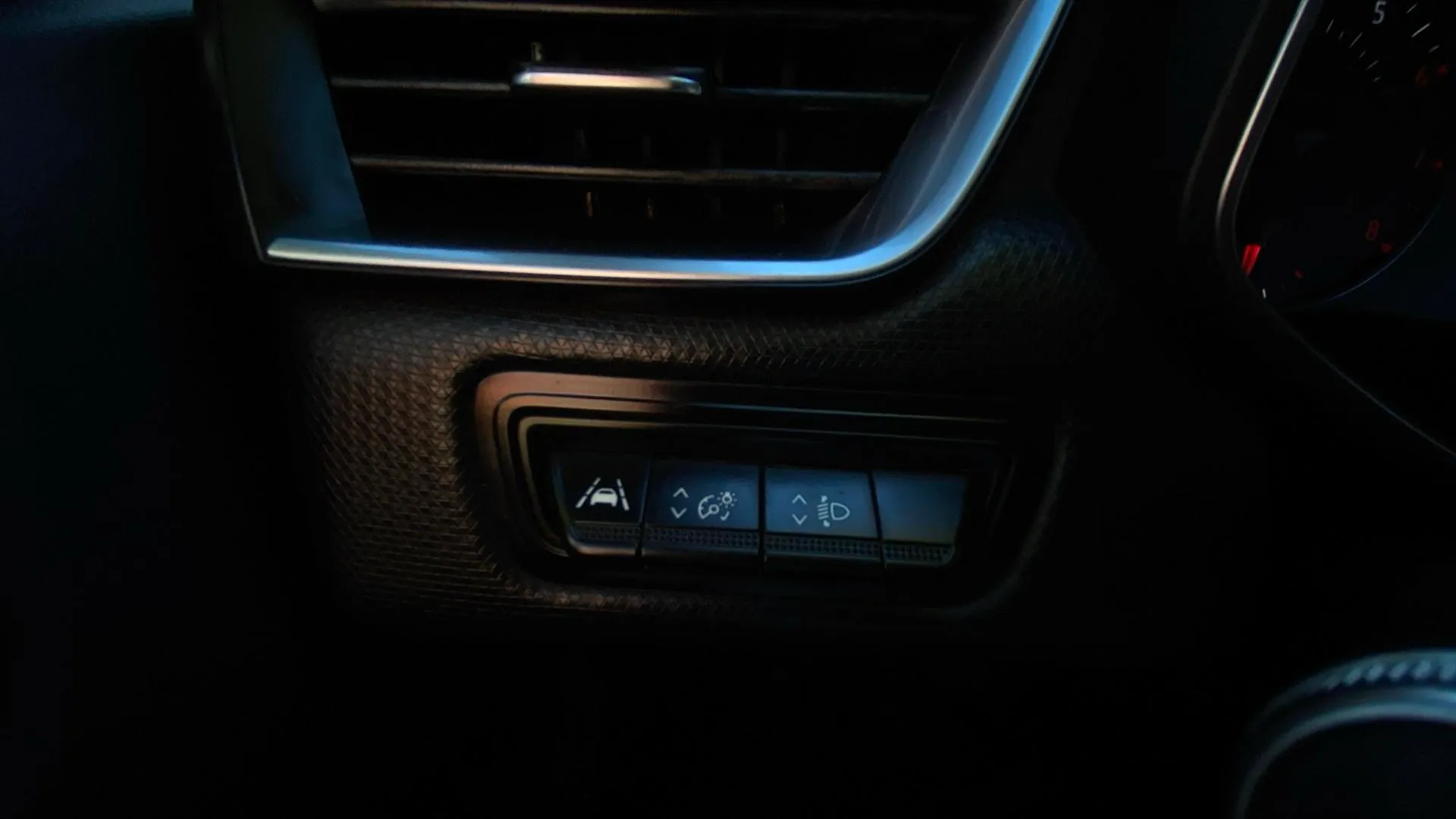 Renault Clio Zen TCe GPF - foto 15