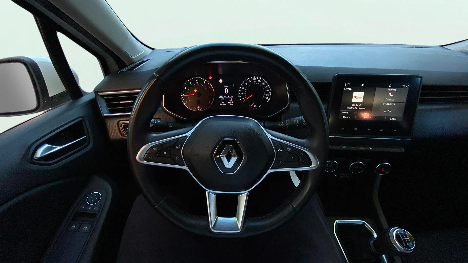 Renault Clio Zen TCe GPF - foto 12