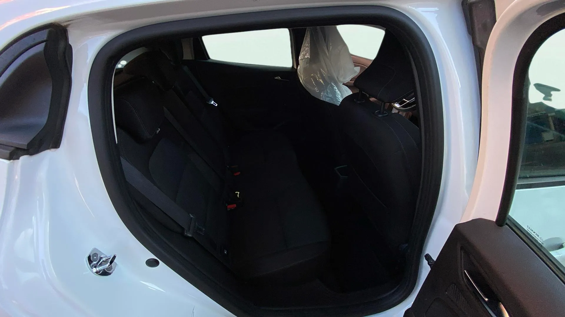 Renault Clio Zen TCe GPF - foto 18
