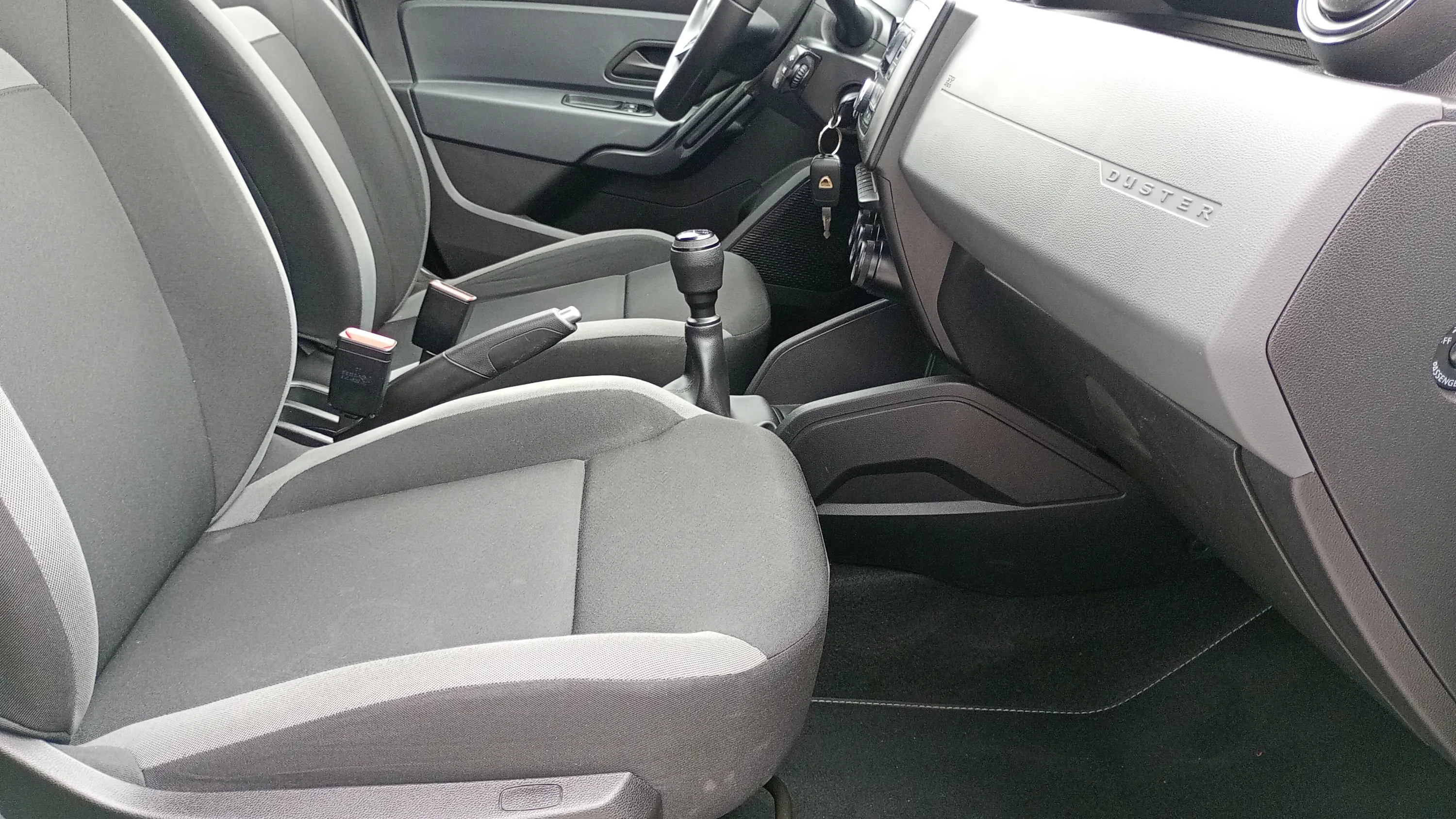 Dacia Duster Essential TCe 4x2 - foto 23