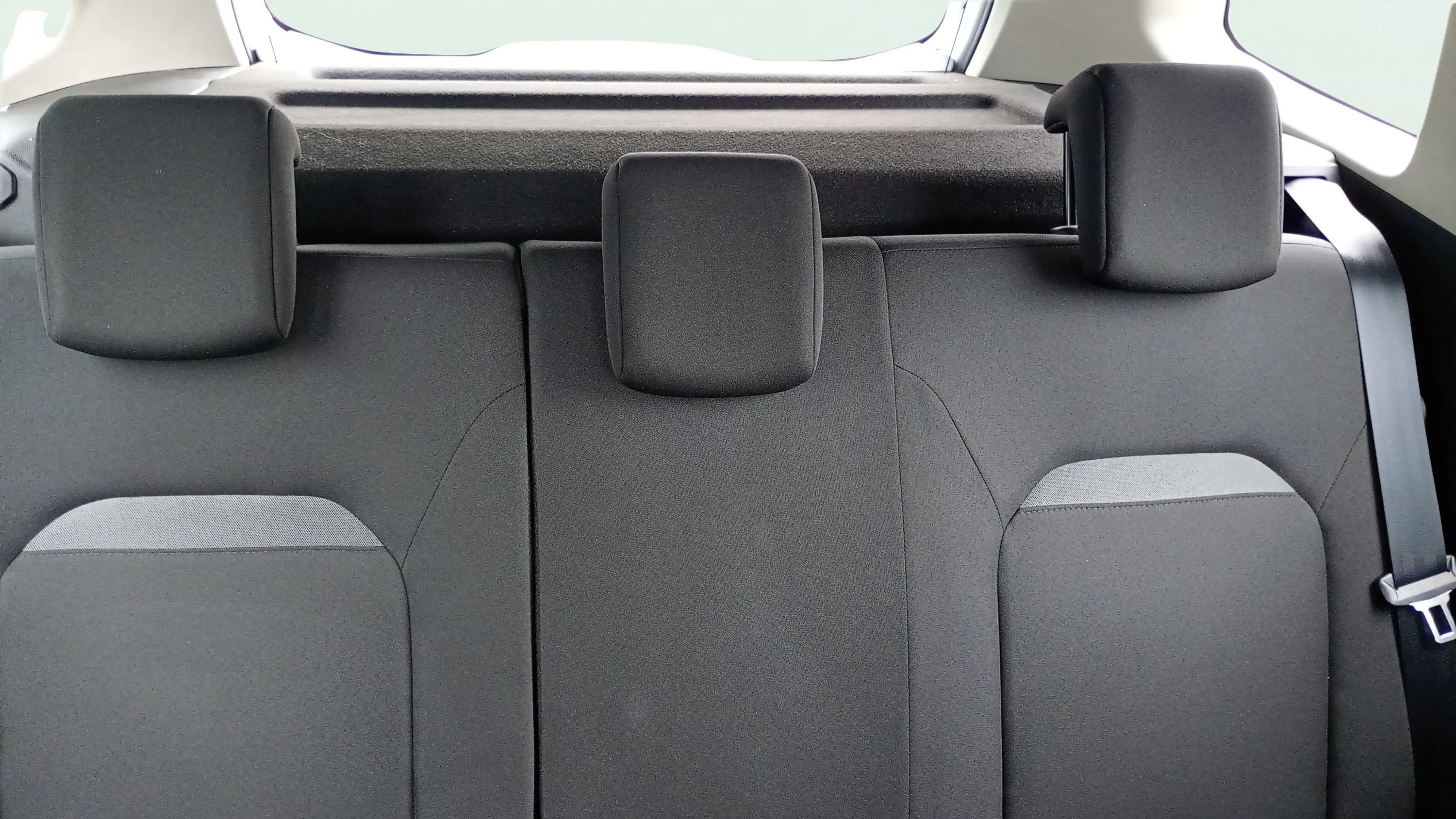 Dacia Duster Essential TCe 4x2 - foto 24