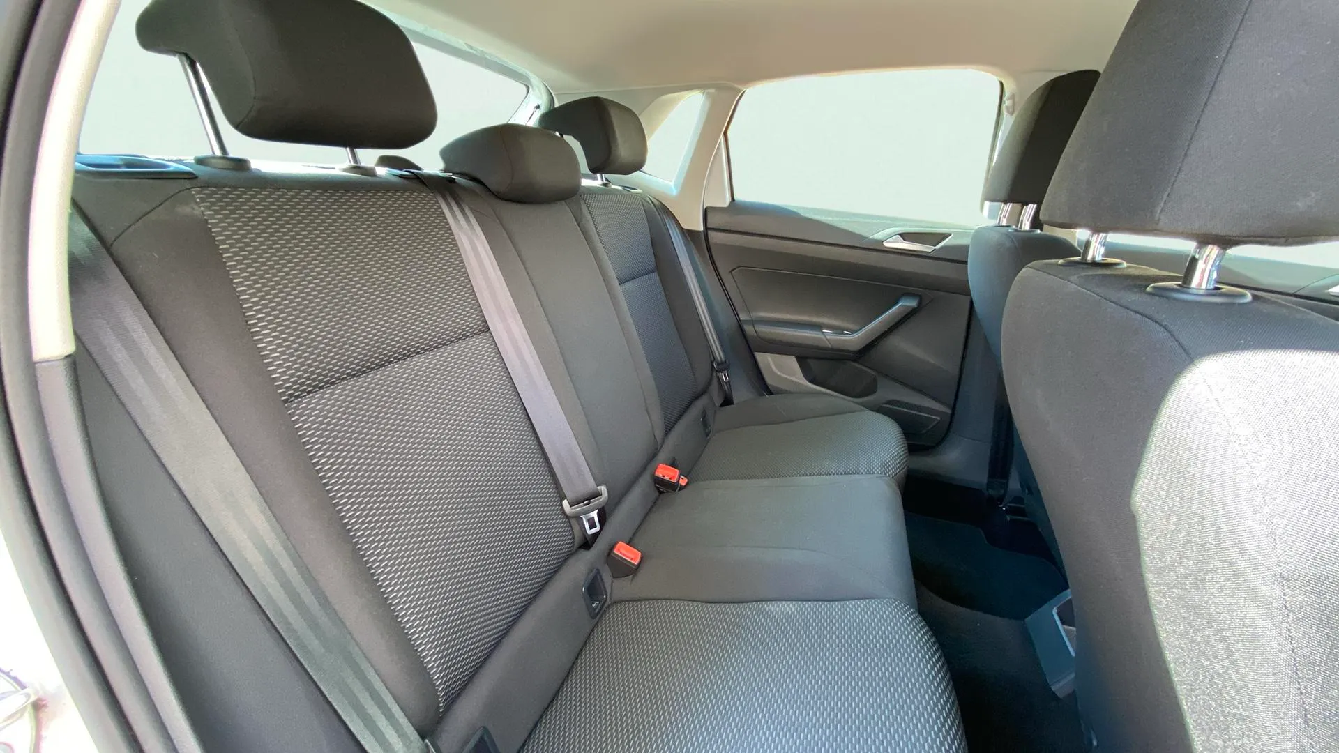 Volkswagen Polo Advance 1.0 - foto 13