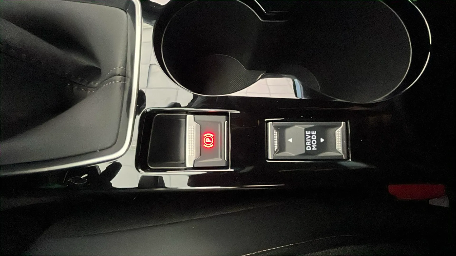 Peugeot 2008 Allure Gasolina 100 - foto 30