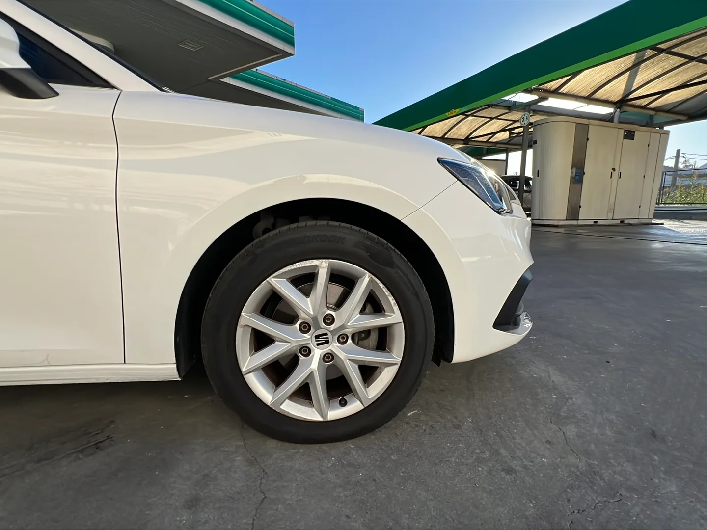 SEAT León 1.0 eTSI DSG-7 Style - foto 17