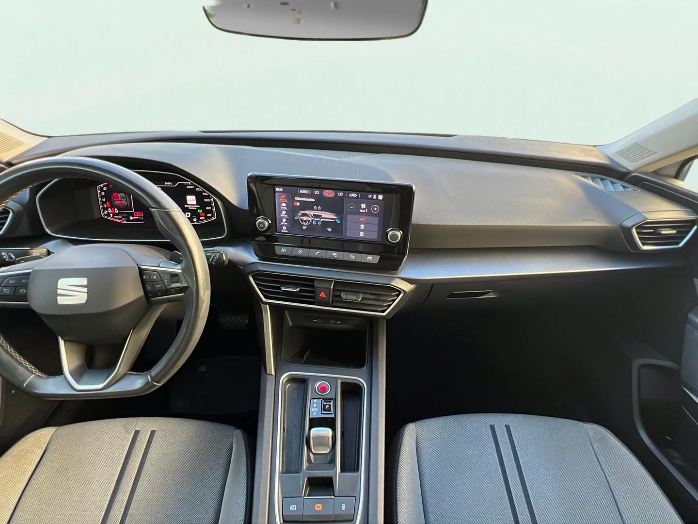SEAT León 1.0 eTSI DSG-7 Style - foto 10