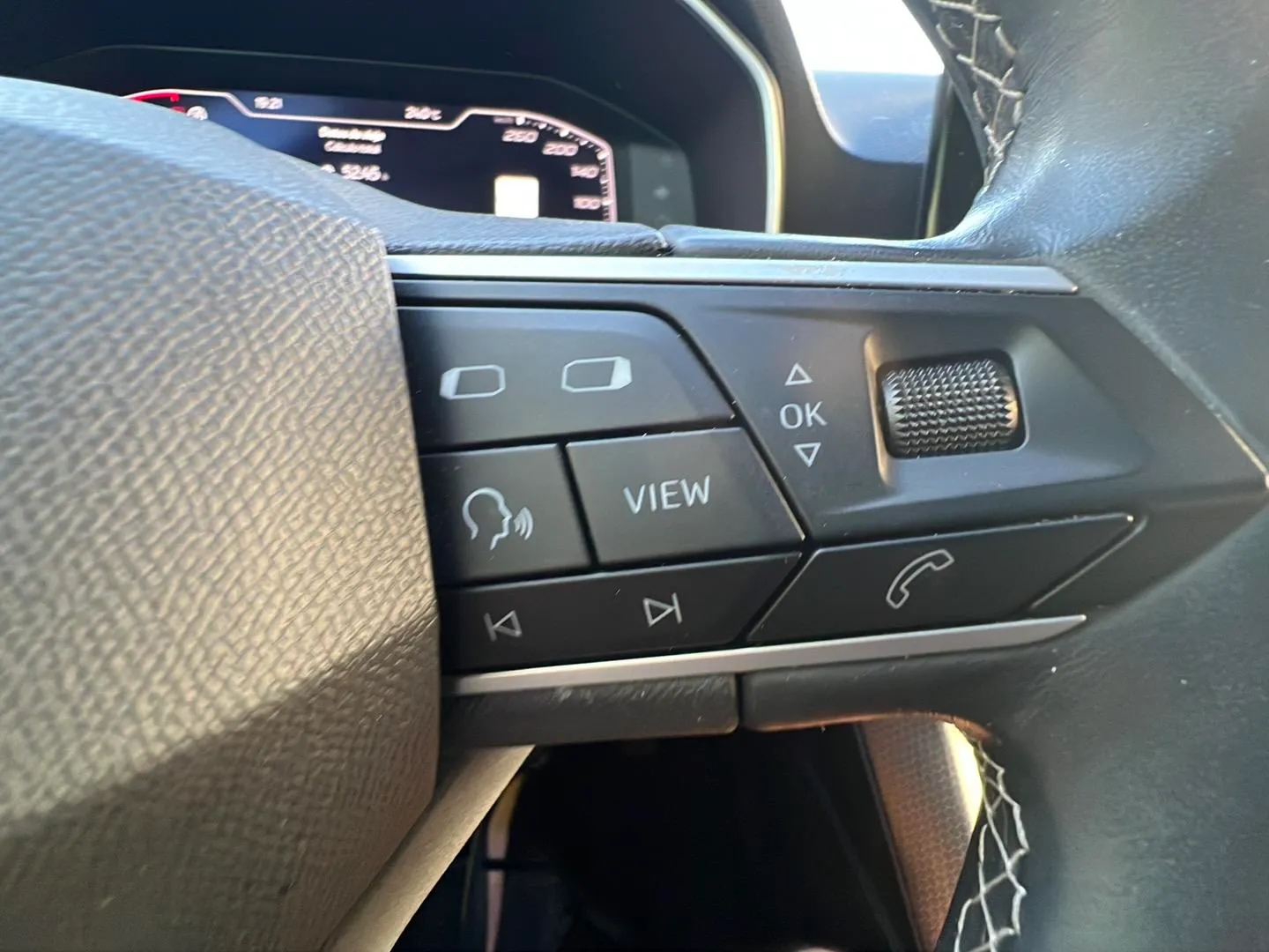 SEAT León 1.0 eTSI DSG-7 Style - foto 20