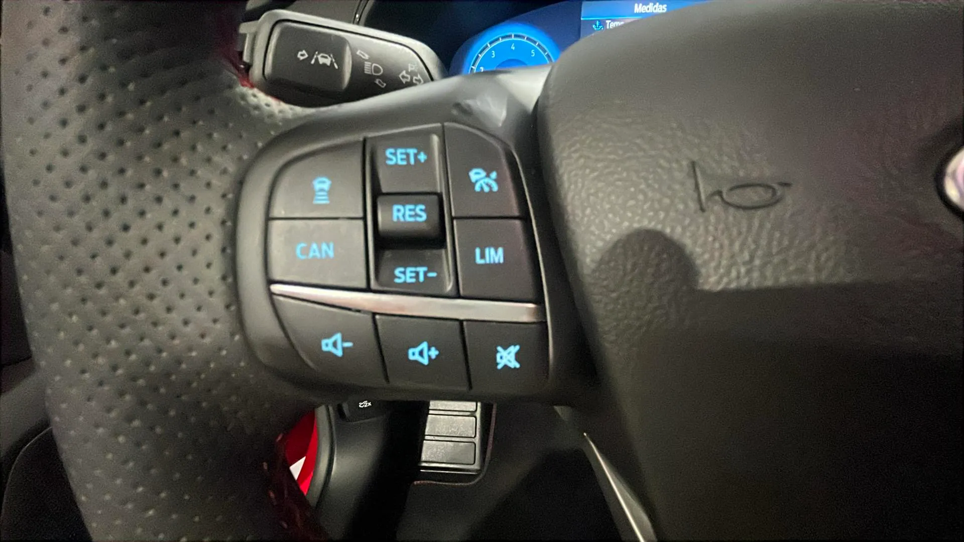 Ford Focus ST Edition 2.3 EcoBoost - foto 17