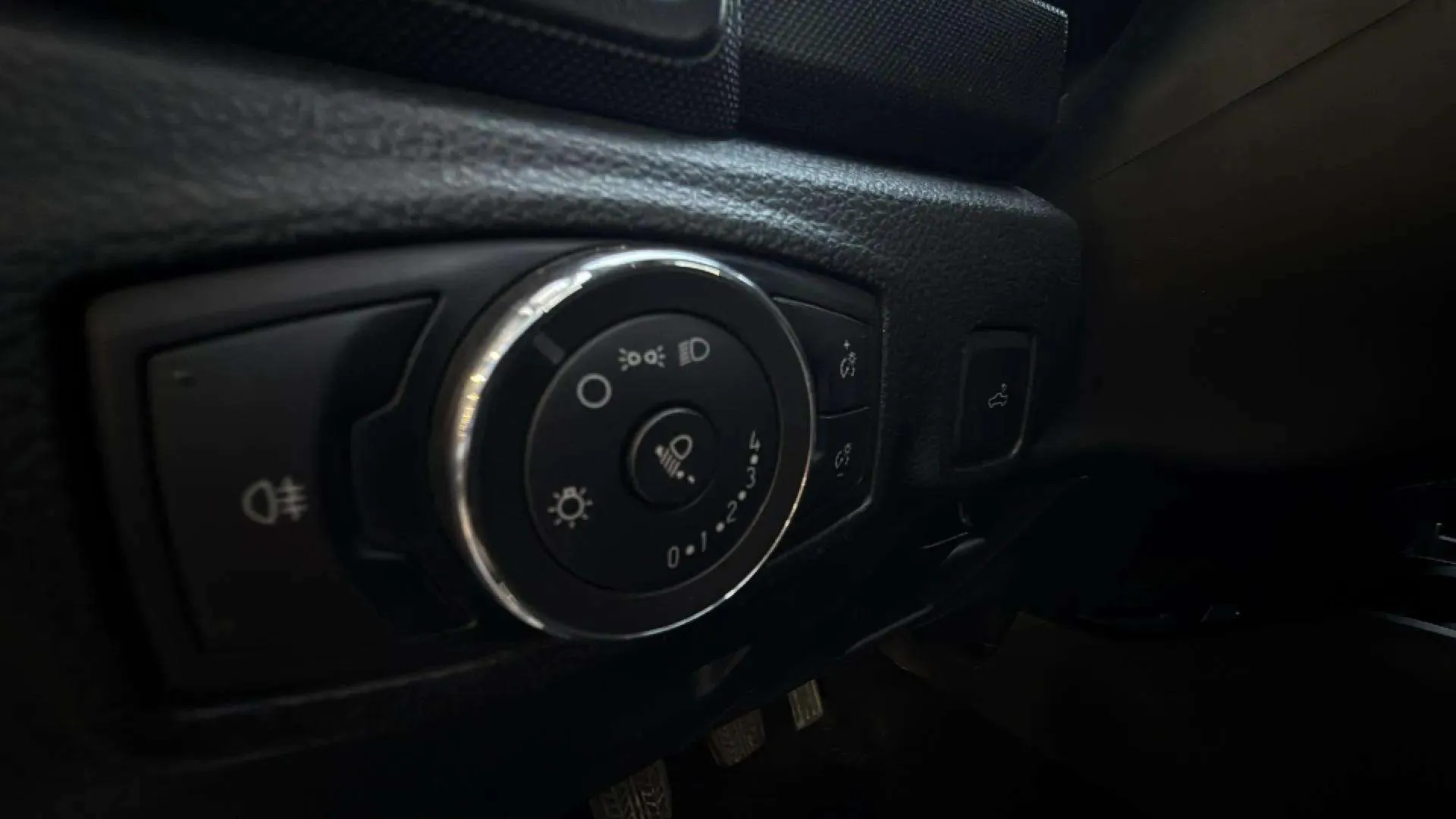 Ford Ranger 2.0 Ecob 4x4 Dob Cabina Limited - foto 12