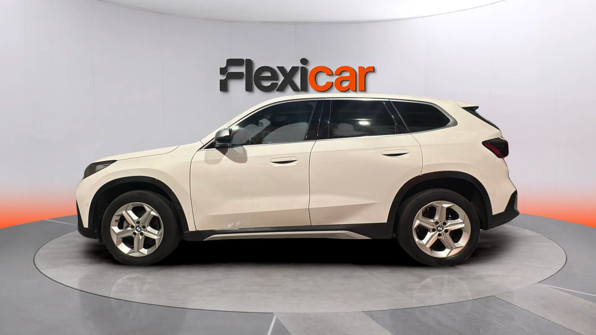 BMW X1 sDrive18d - foto 4