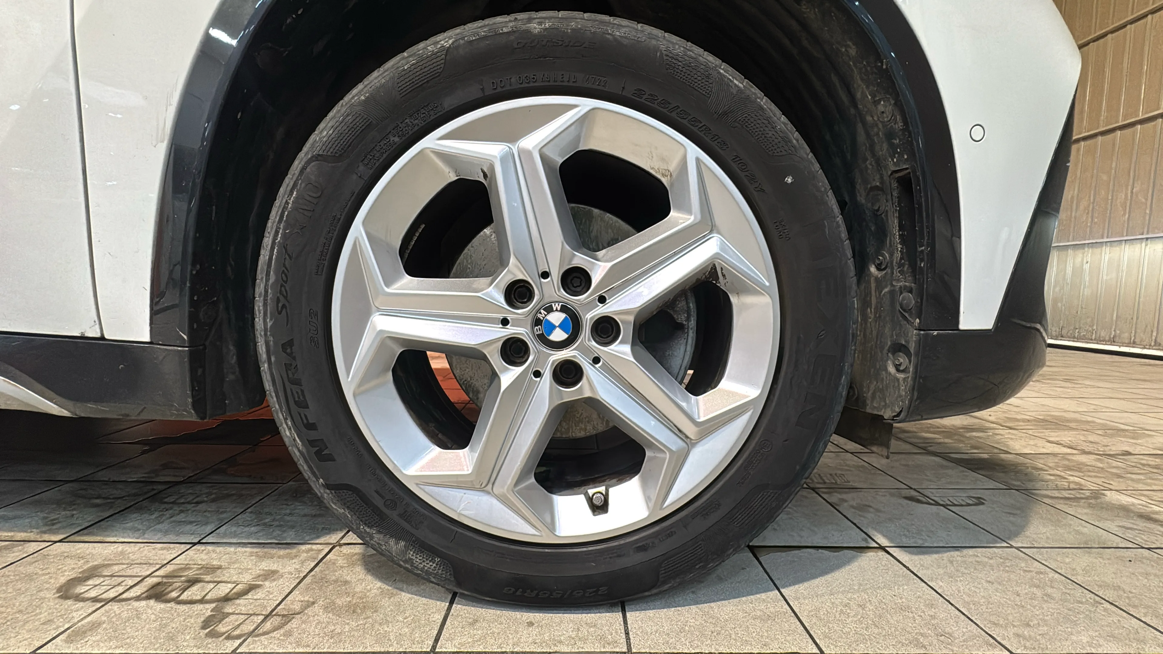 BMW X1 sDrive18d - foto 32