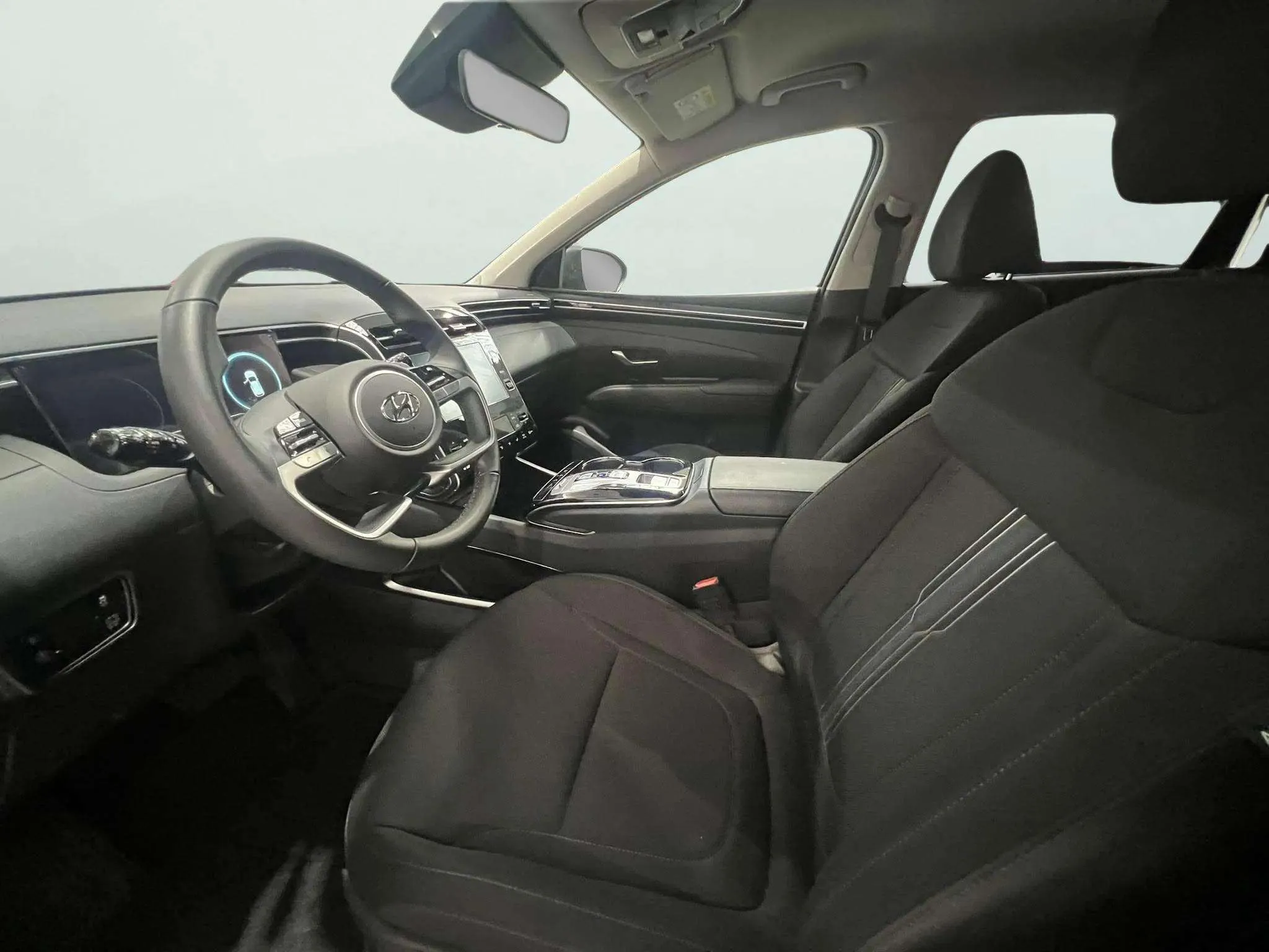 Hyundai Tucson 1.6 T-GDi HEV Maxx Sky - foto 11