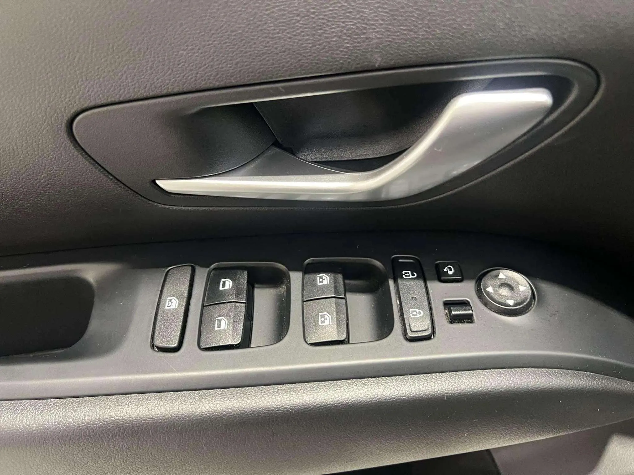 Hyundai Tucson 1.6 T-GDi HEV Maxx Sky - foto 19