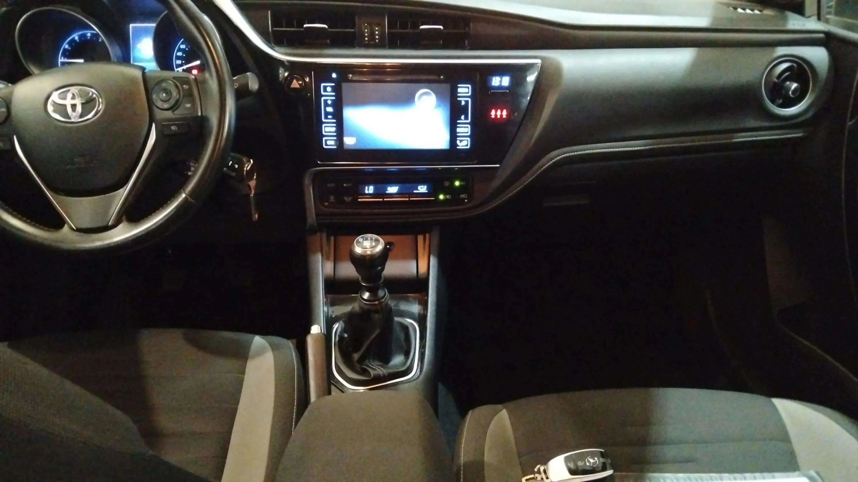 Toyota Auris 1.2 120T Active - foto 7