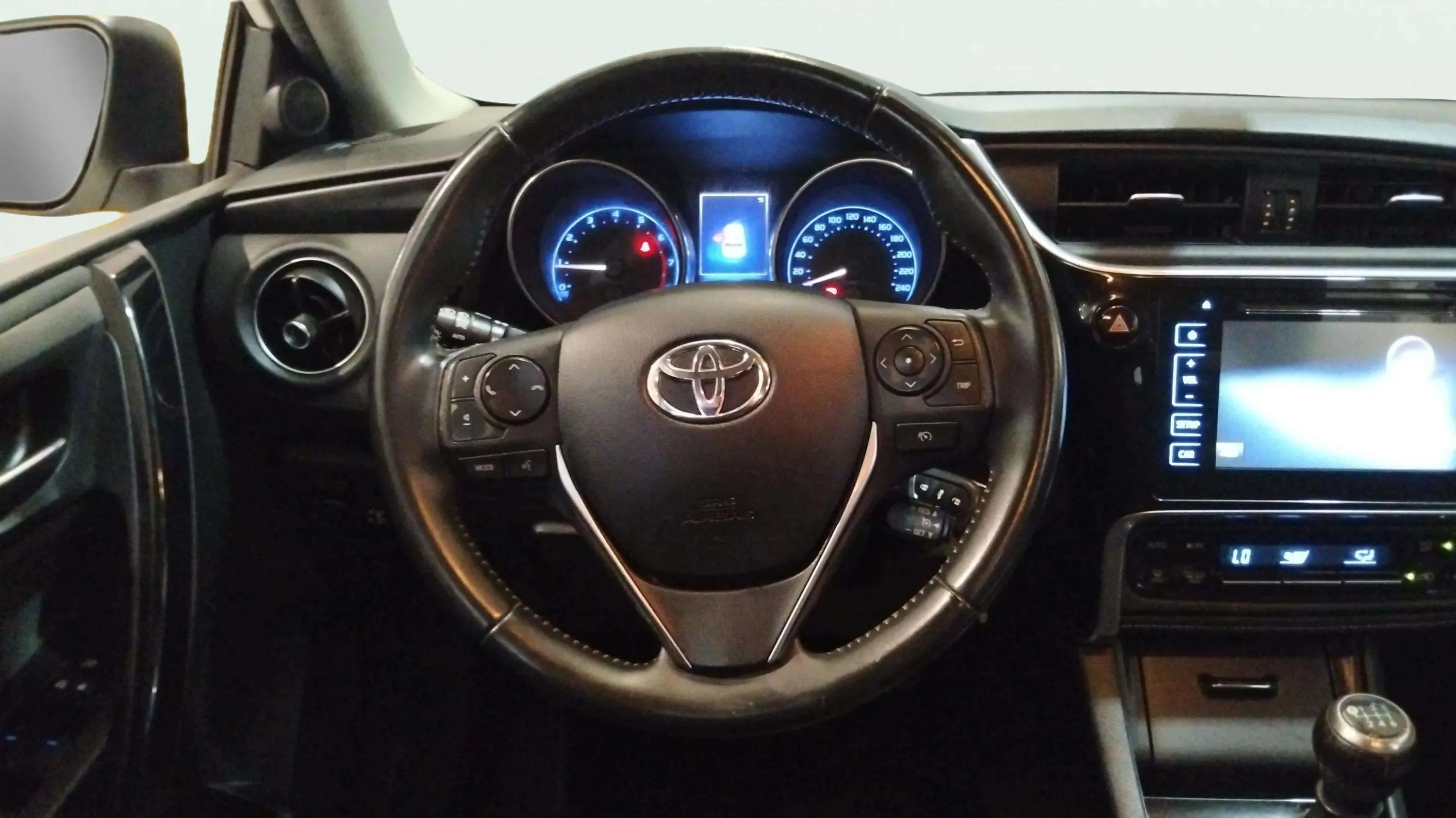 Toyota Auris 1.2 120T Active - foto 8