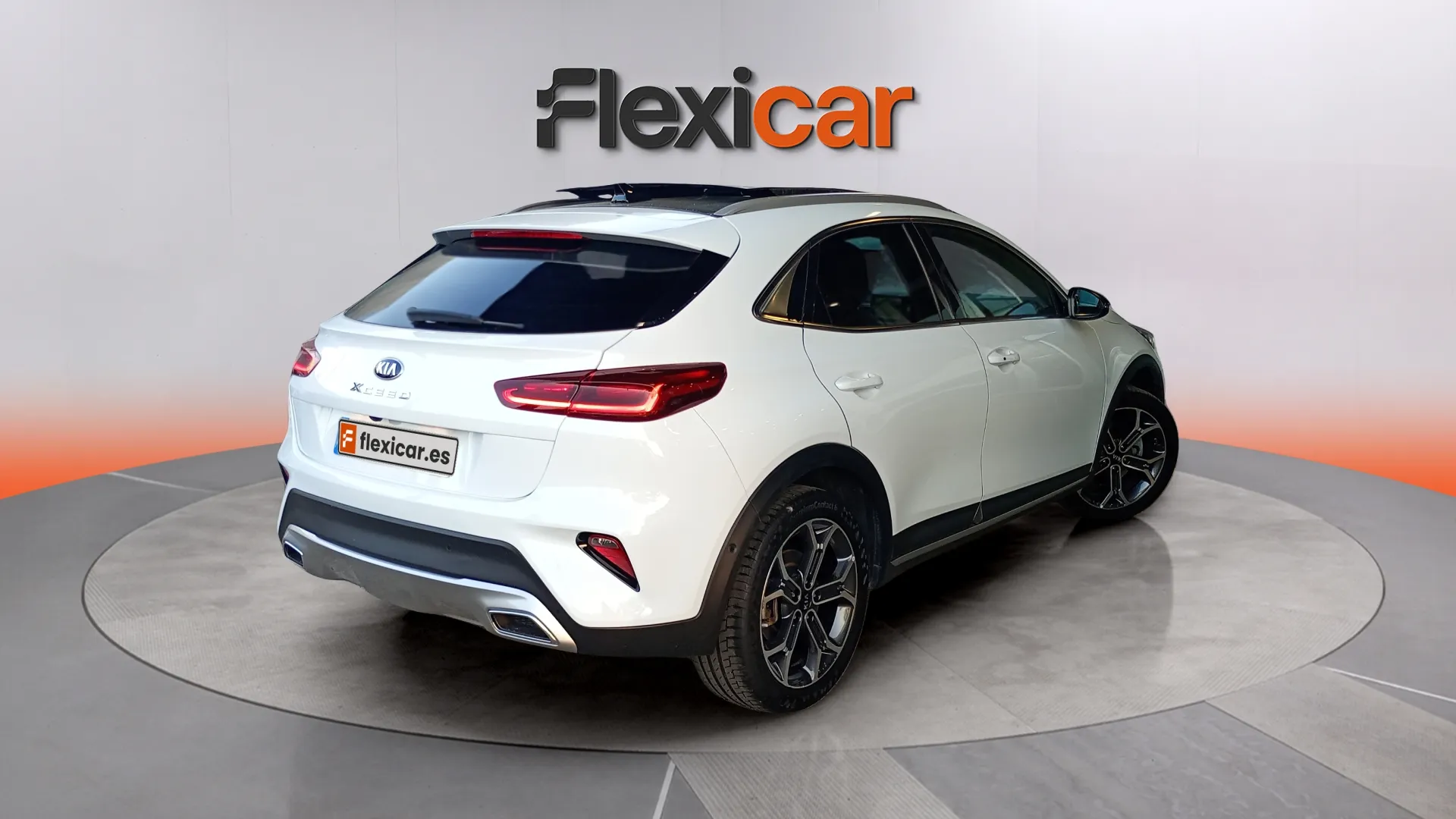 Kia XCeed 1.6 CRDi Drive - foto 7
