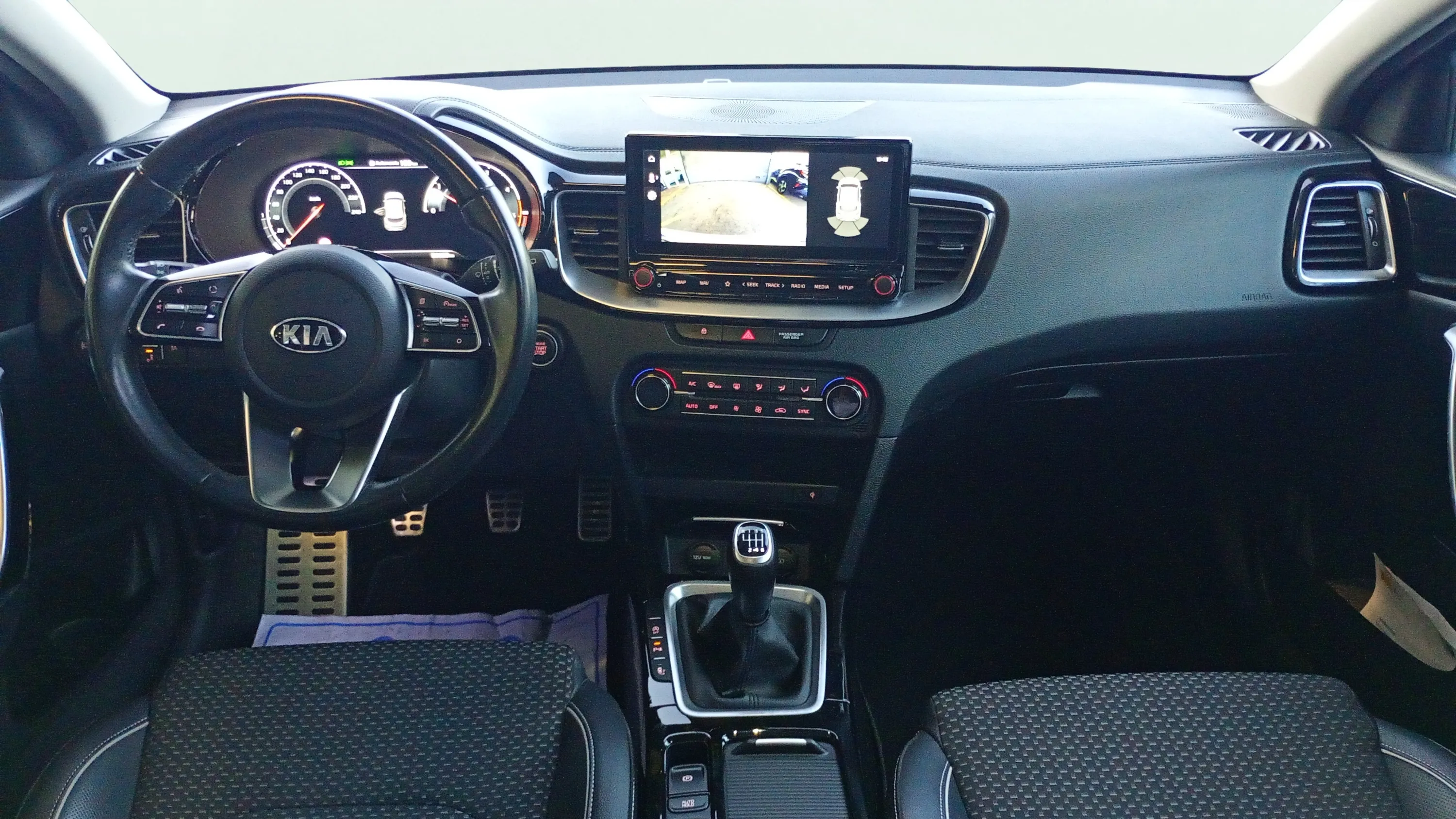 Kia XCeed 1.6 CRDi Drive - foto 9