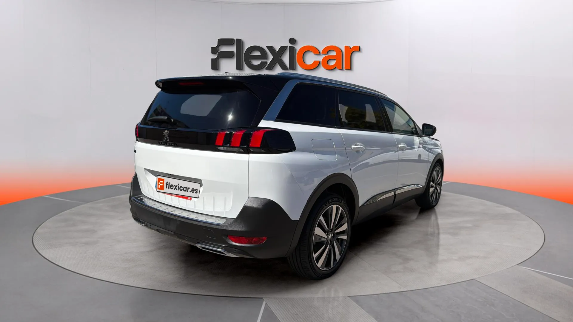 Peugeot 5008 Allure 1.2L PureTech - foto 8