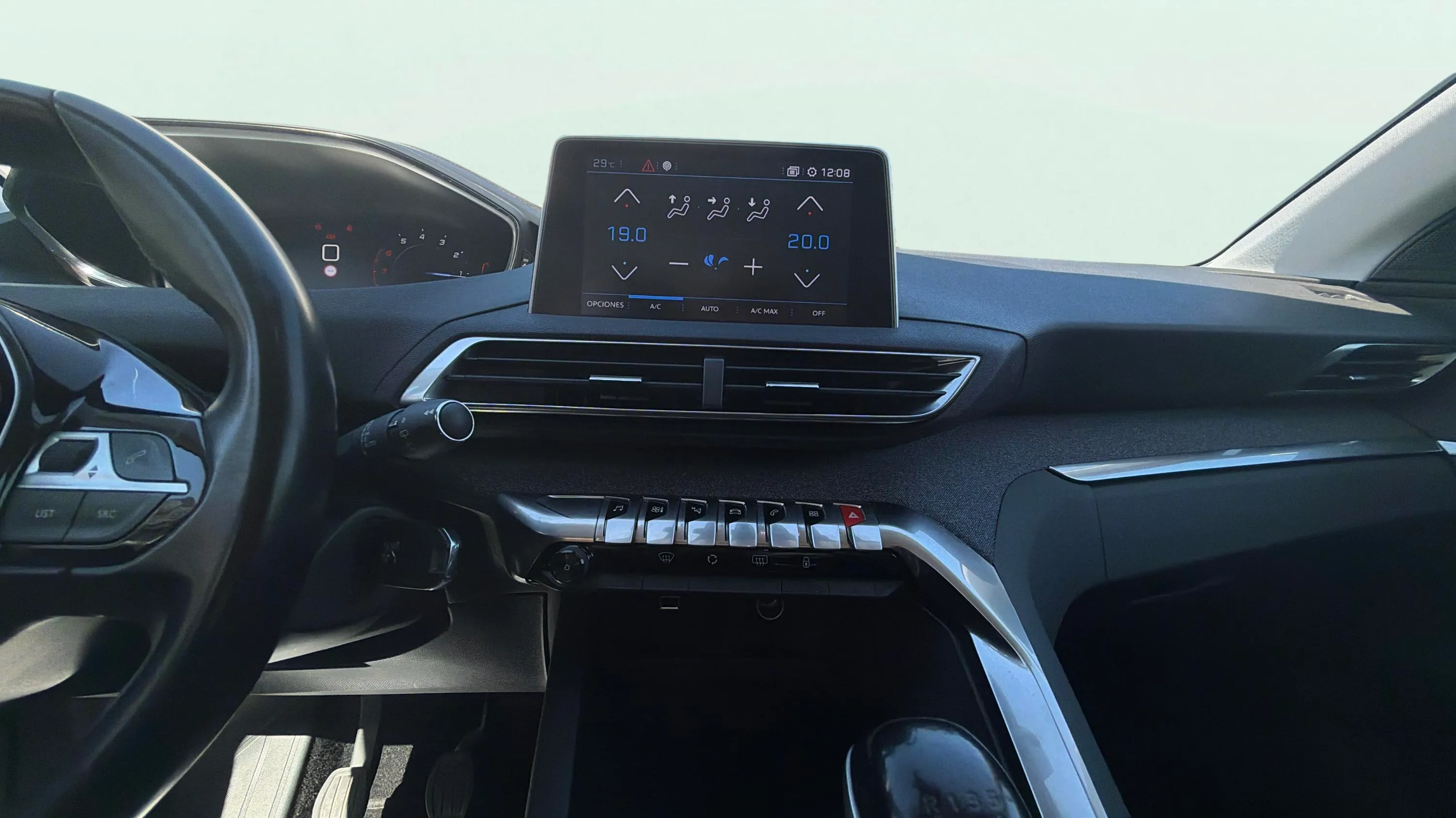 Peugeot 5008 Allure 1.2L PureTech - foto 16