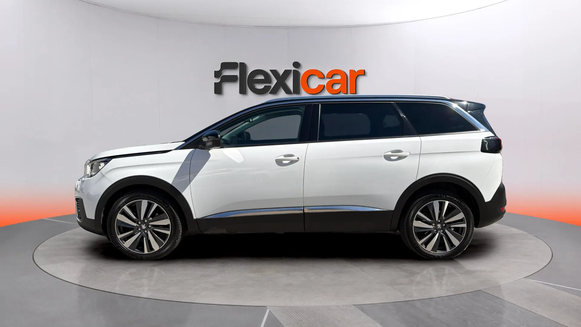 Peugeot 5008 Allure 1.2L PureTech - foto 4