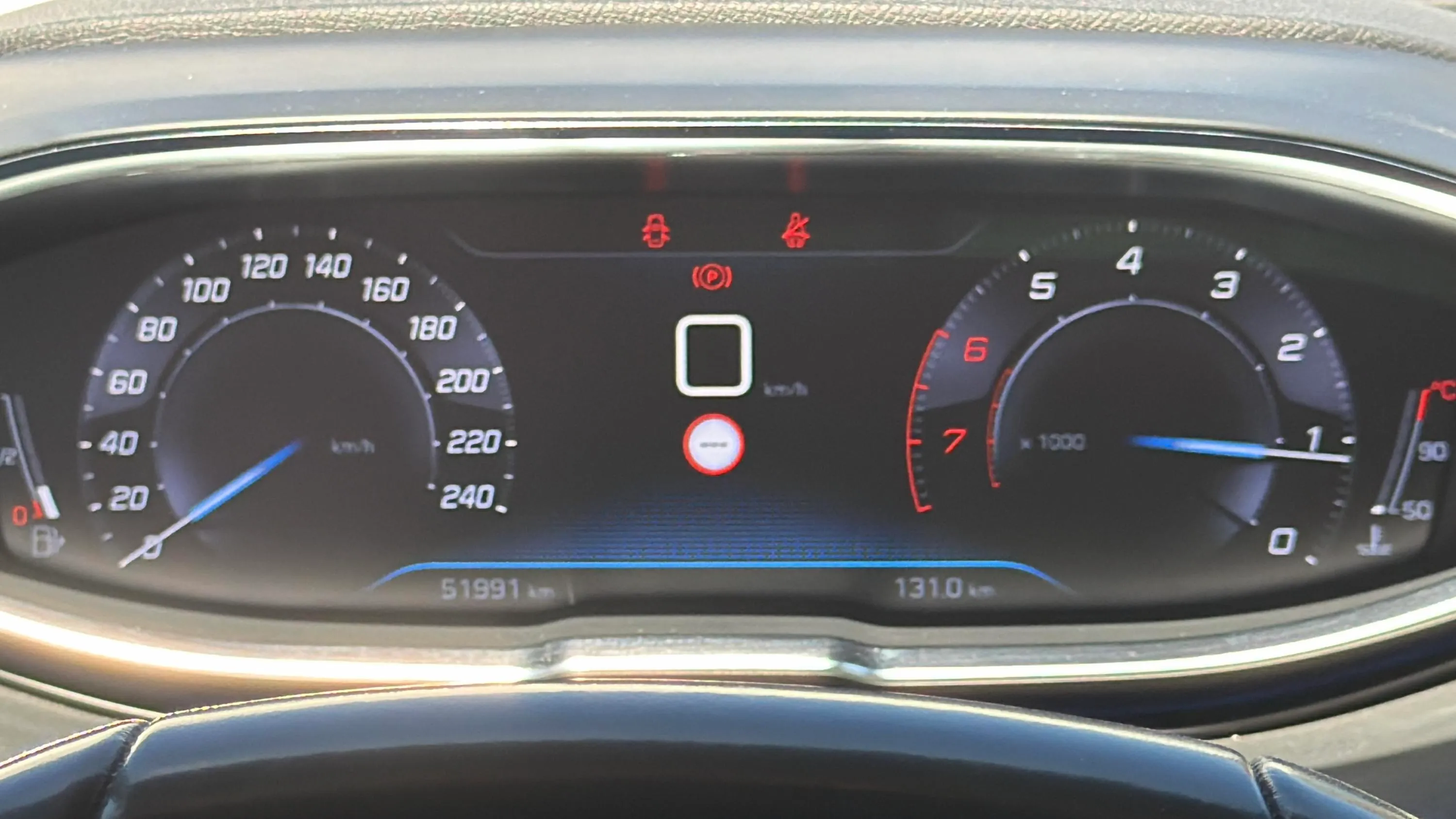 Peugeot 5008 Allure 1.2L PureTech - foto 17