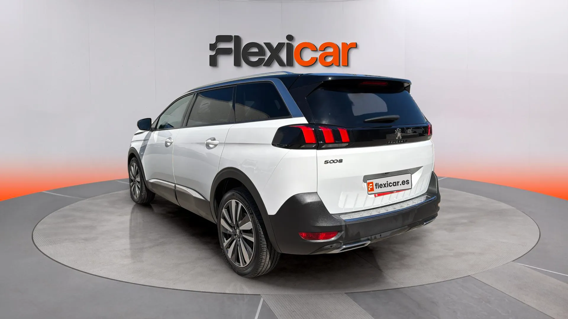 Peugeot 5008 Allure 1.2L PureTech - foto 6