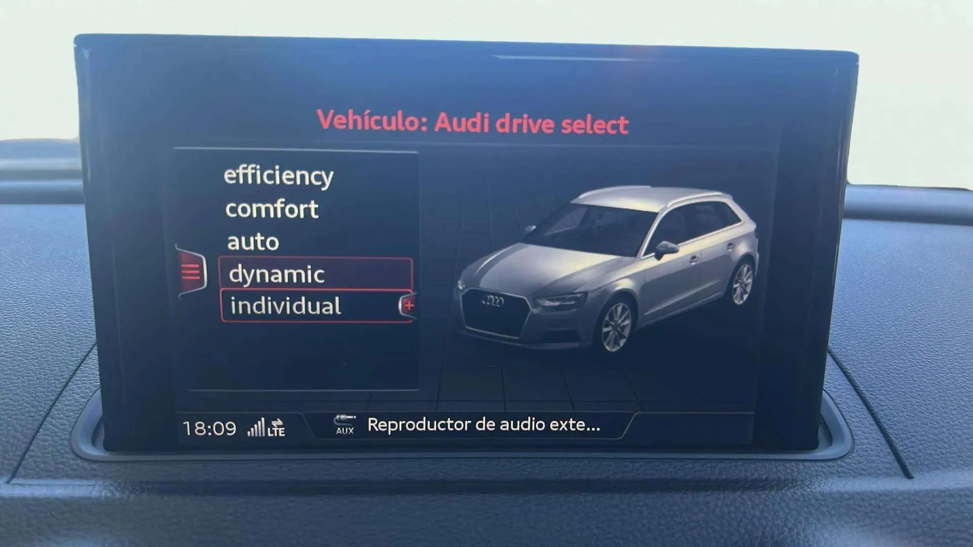 Audi A3 S line 35 TFSI S tronic Sportback - foto 14