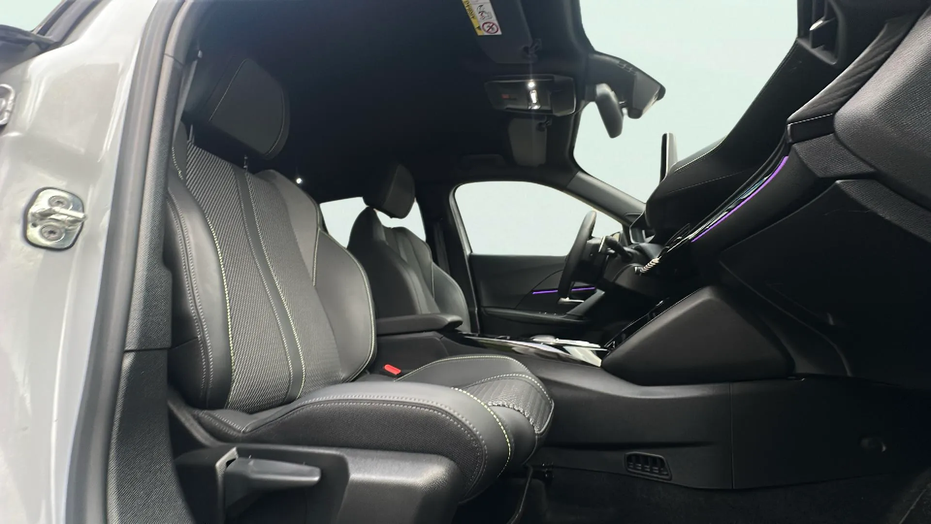 Peugeot 2008 N2008 Allure Hybrid 145 eDCS6 - foto 16