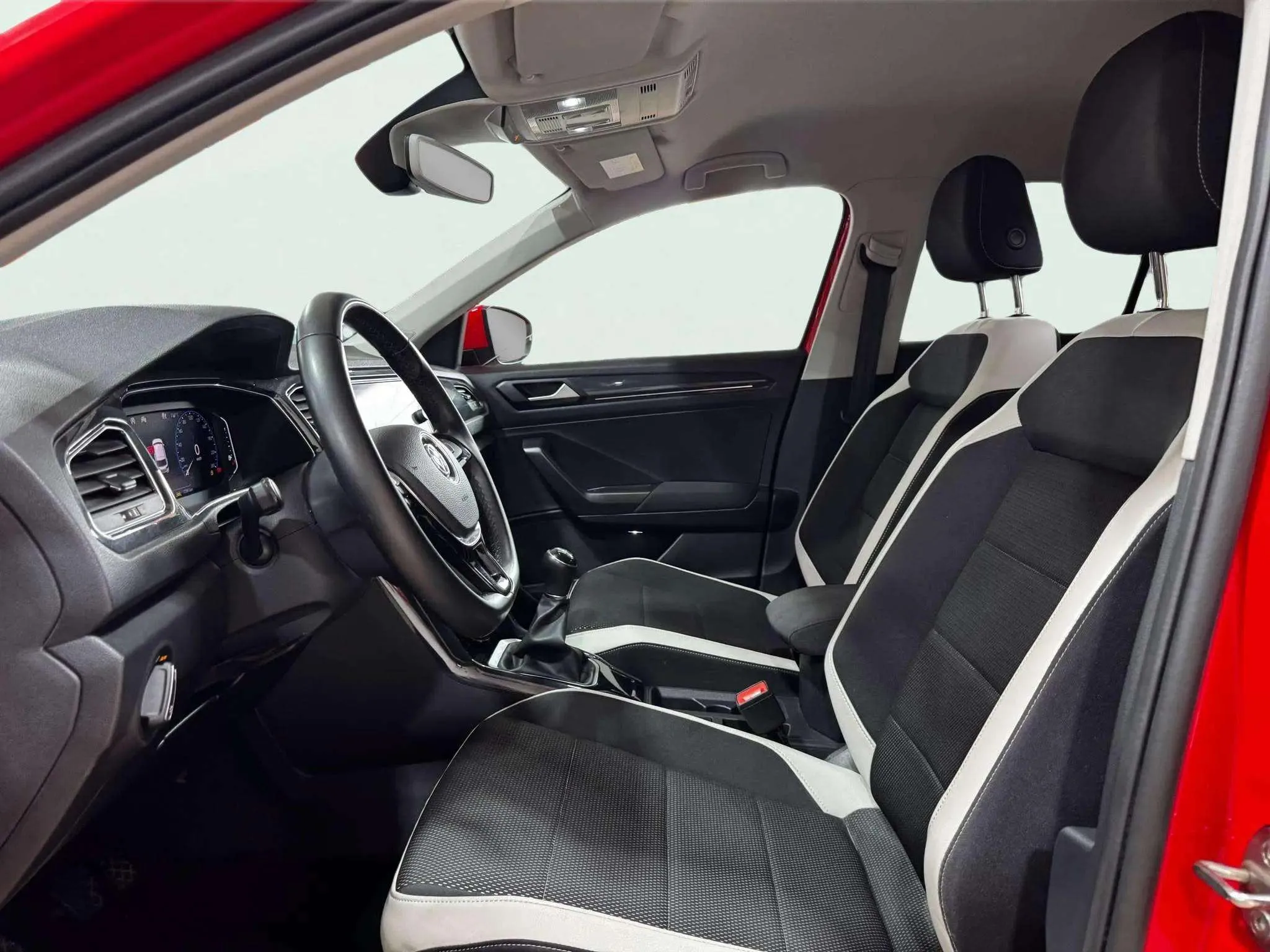 Volkswagen T-Roc Advance Style 1.0 TSI - foto 18