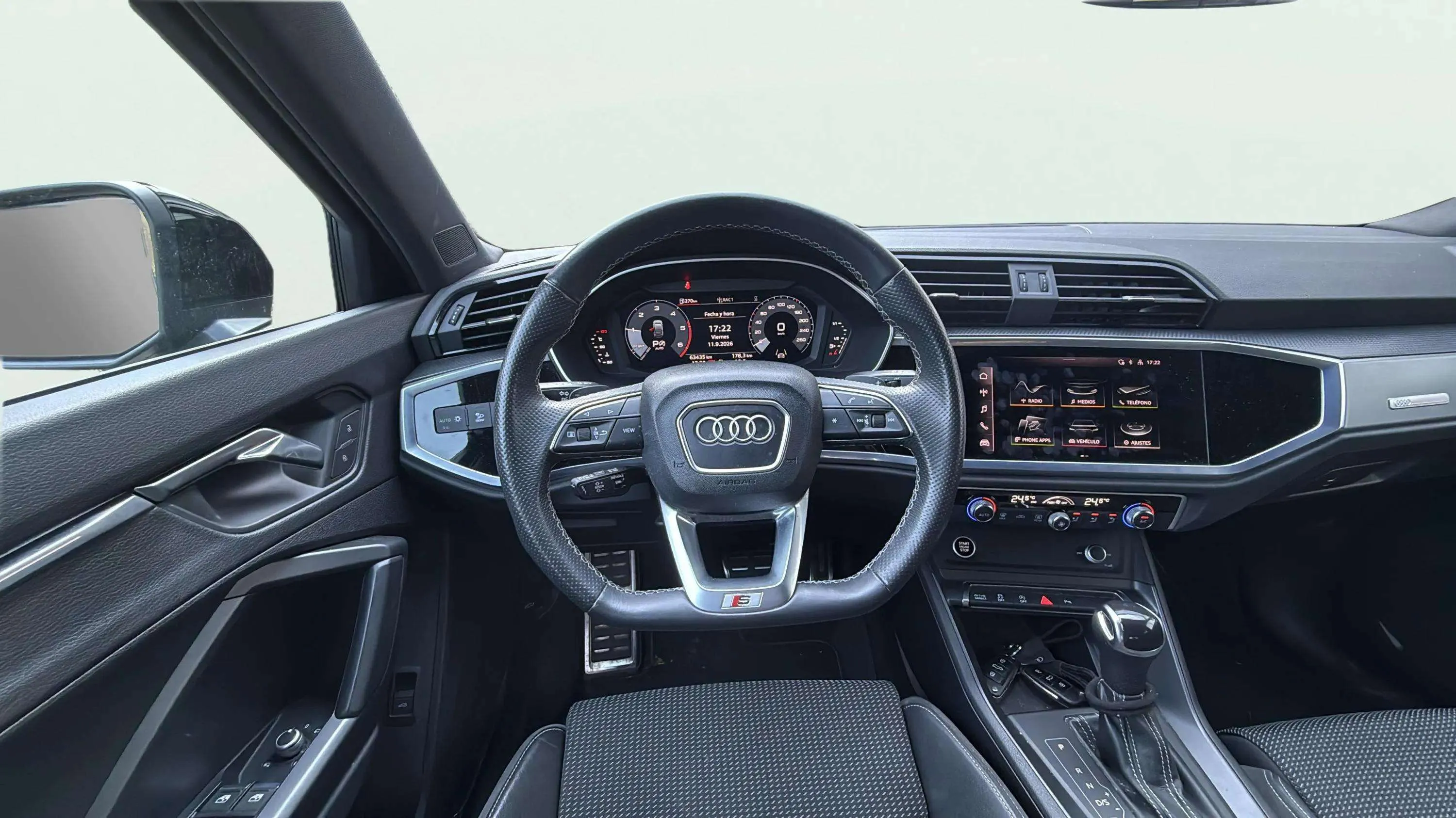 Audi Q3 Black line 35 TDI quattro S tronic - foto 12