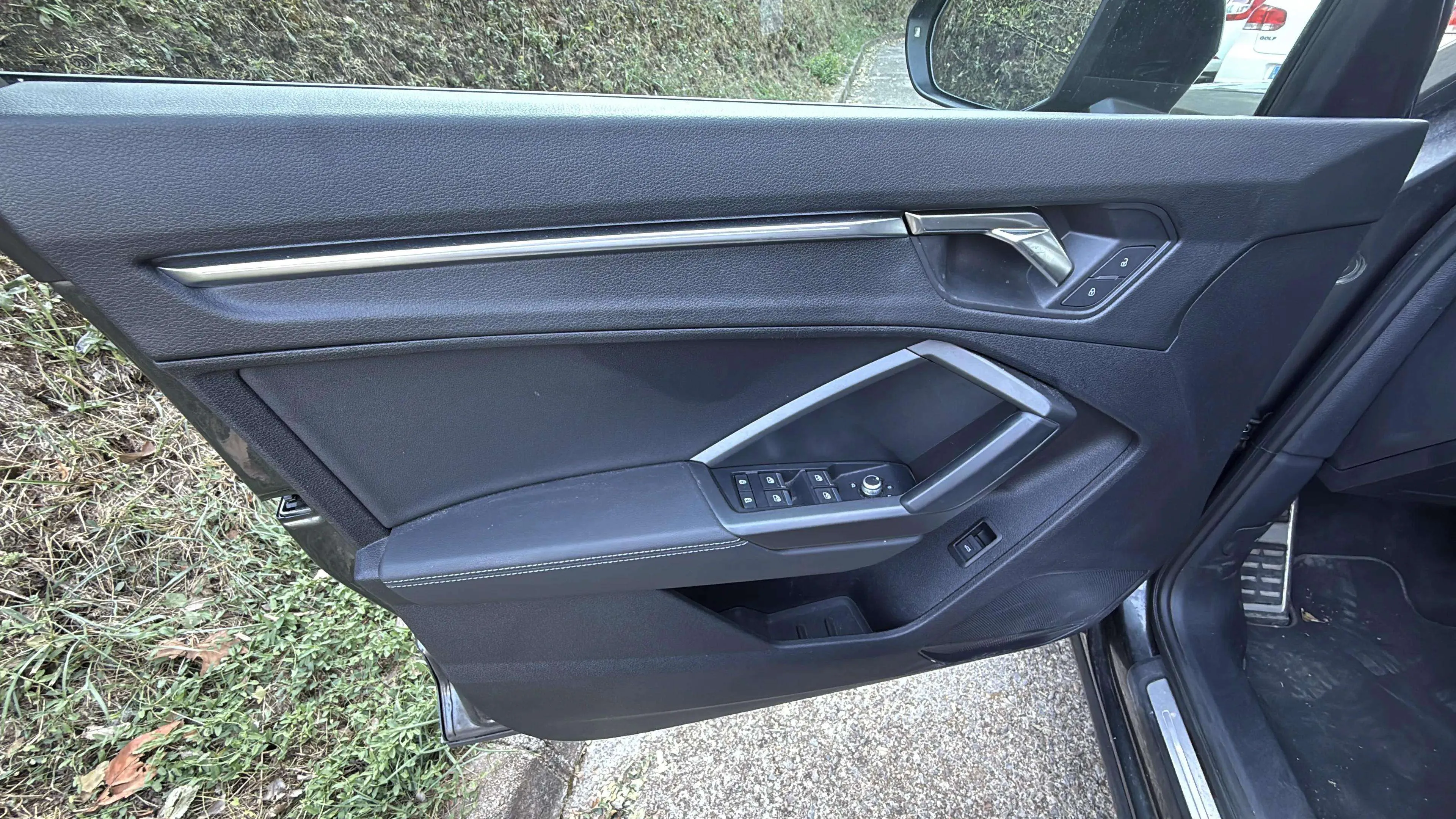 Audi Q3 Black line 35 TDI quattro S tronic - foto 18