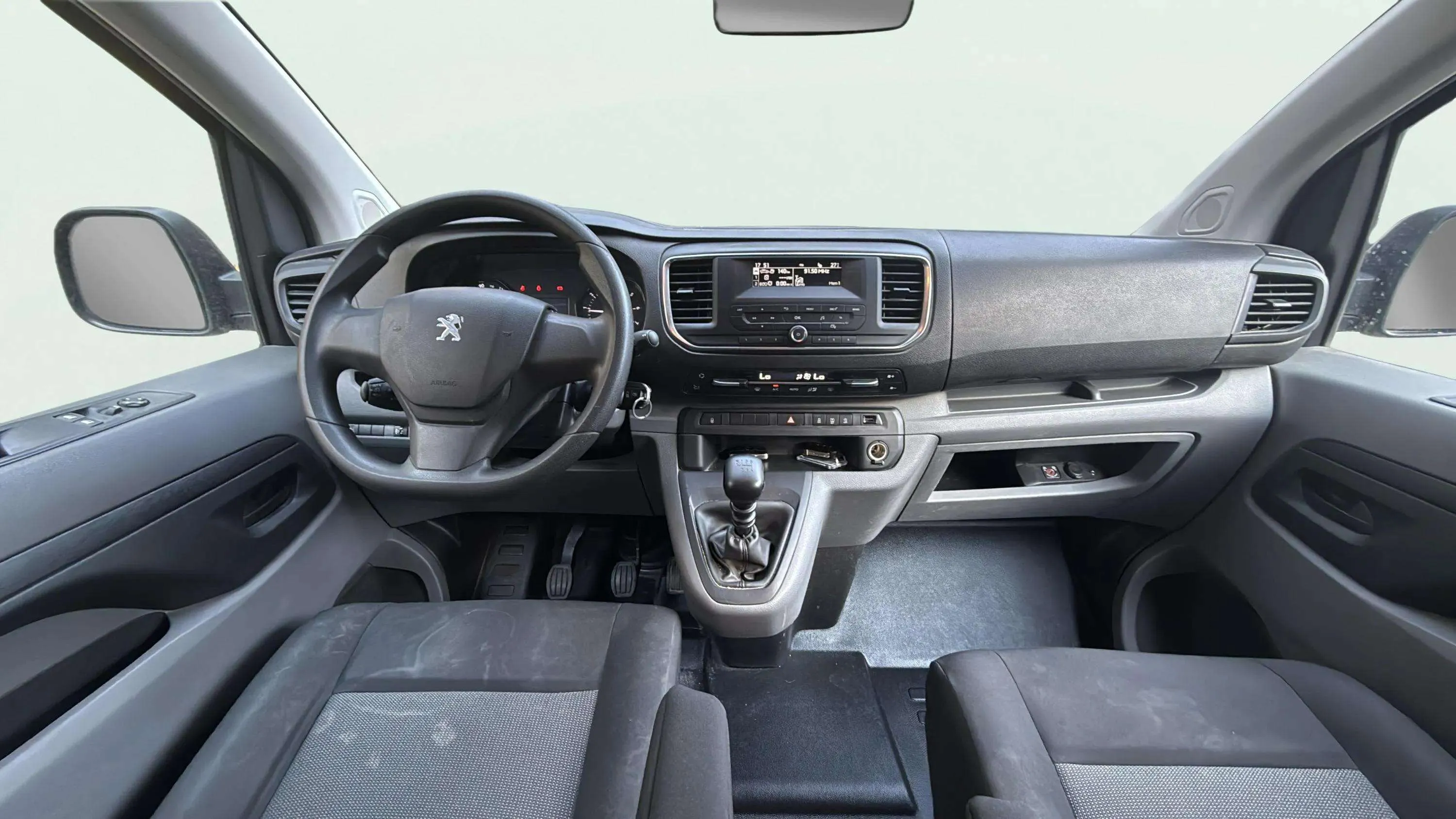 Peugeot Expert Combi 2.0 BlueHDi Standard - foto 11