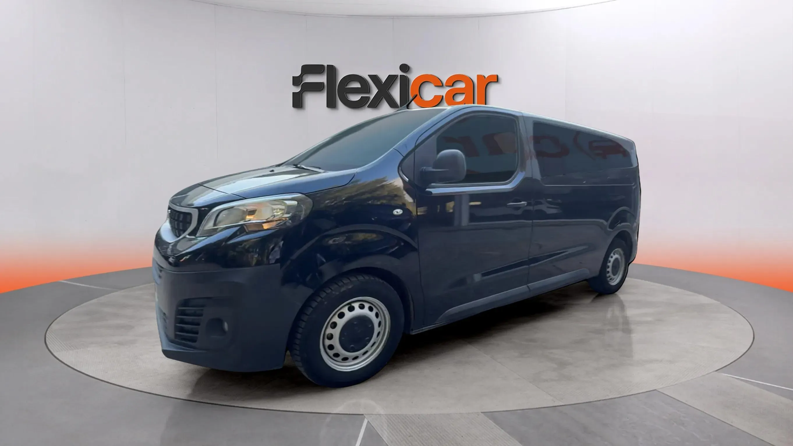 Peugeot Expert Combi 2.0 BlueHDi Standard - foto 18