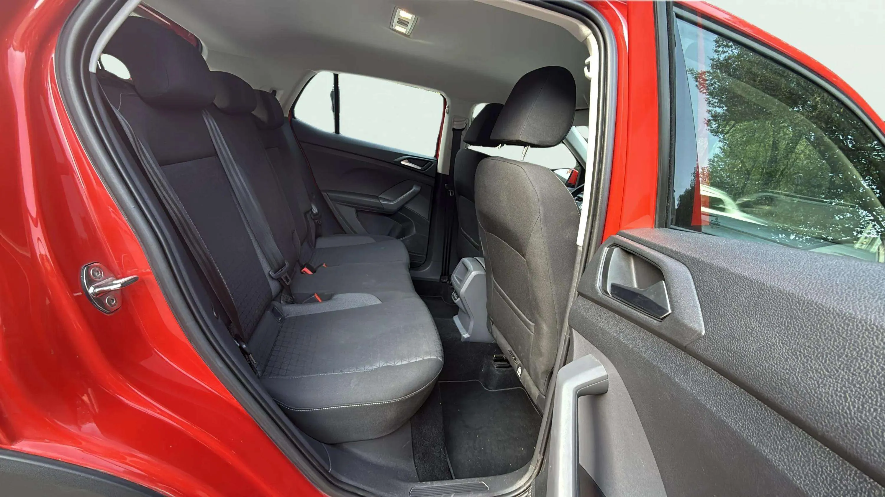 Volkswagen T-Cross Advance 1.0 TSI - foto 14