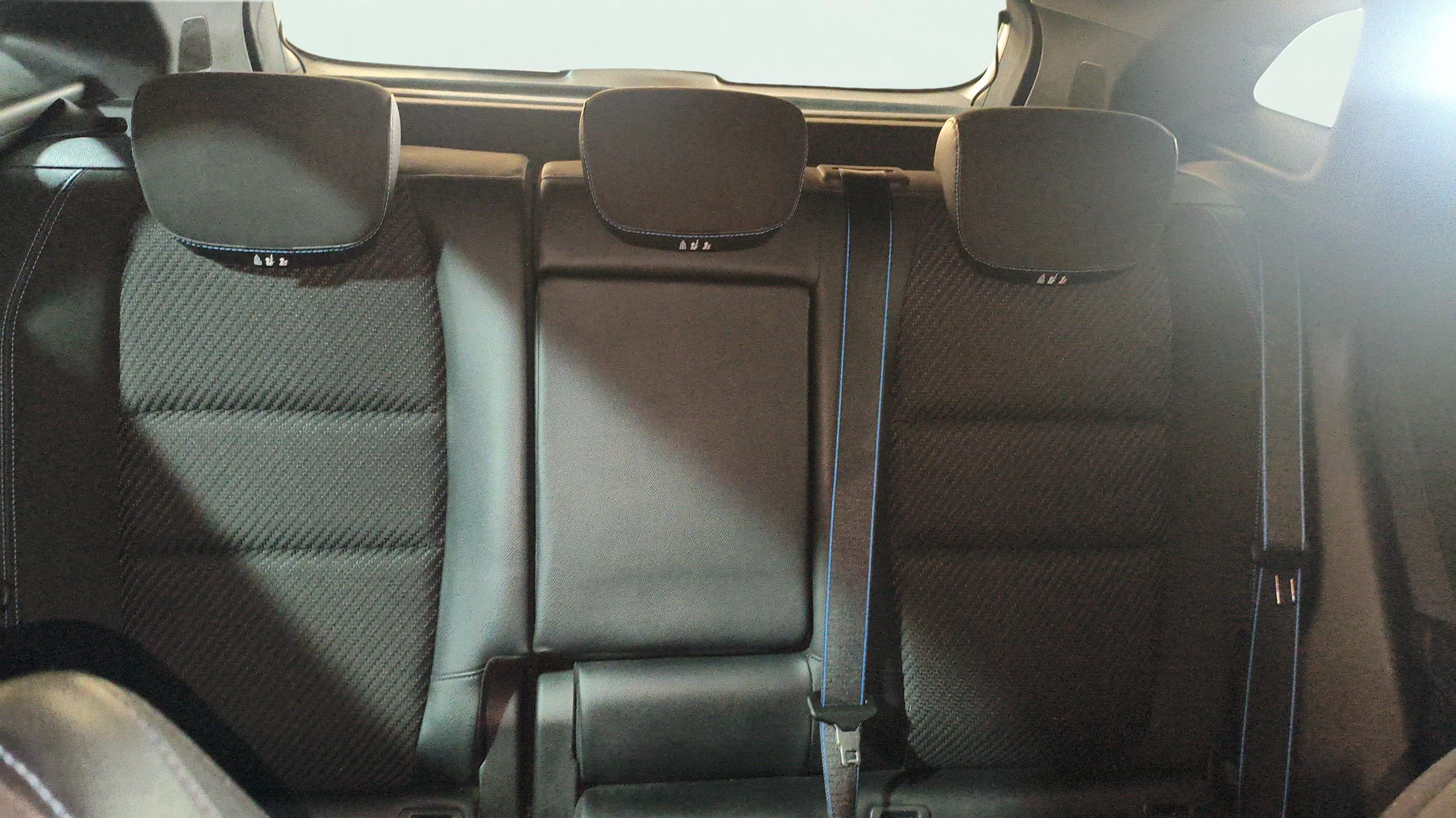 Renault Austral Techno Esprit Alpine E-Tech F Hybr - foto 23