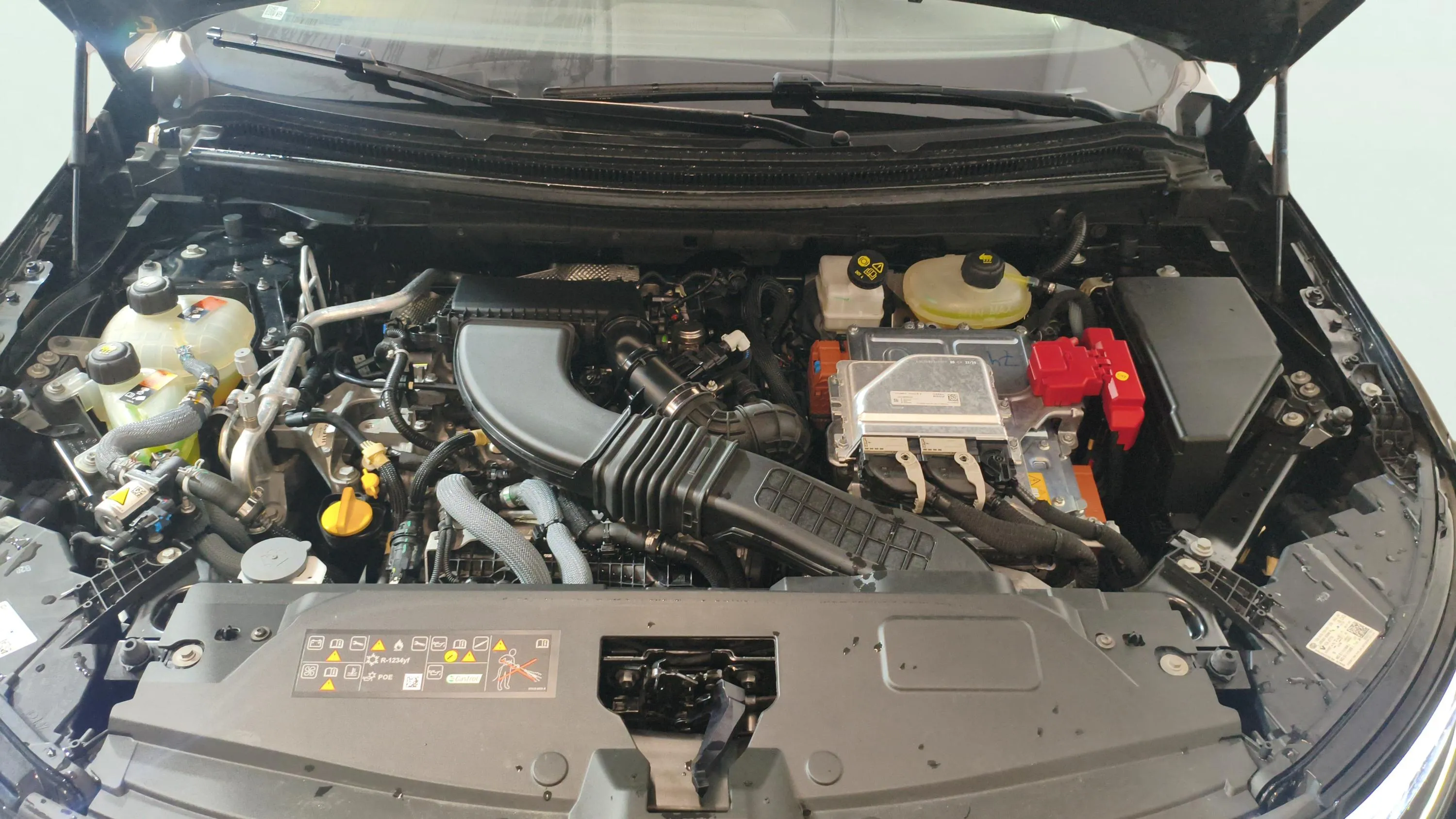 Renault Austral Techno Esprit Alpine E-Tech F Hybr - foto 27