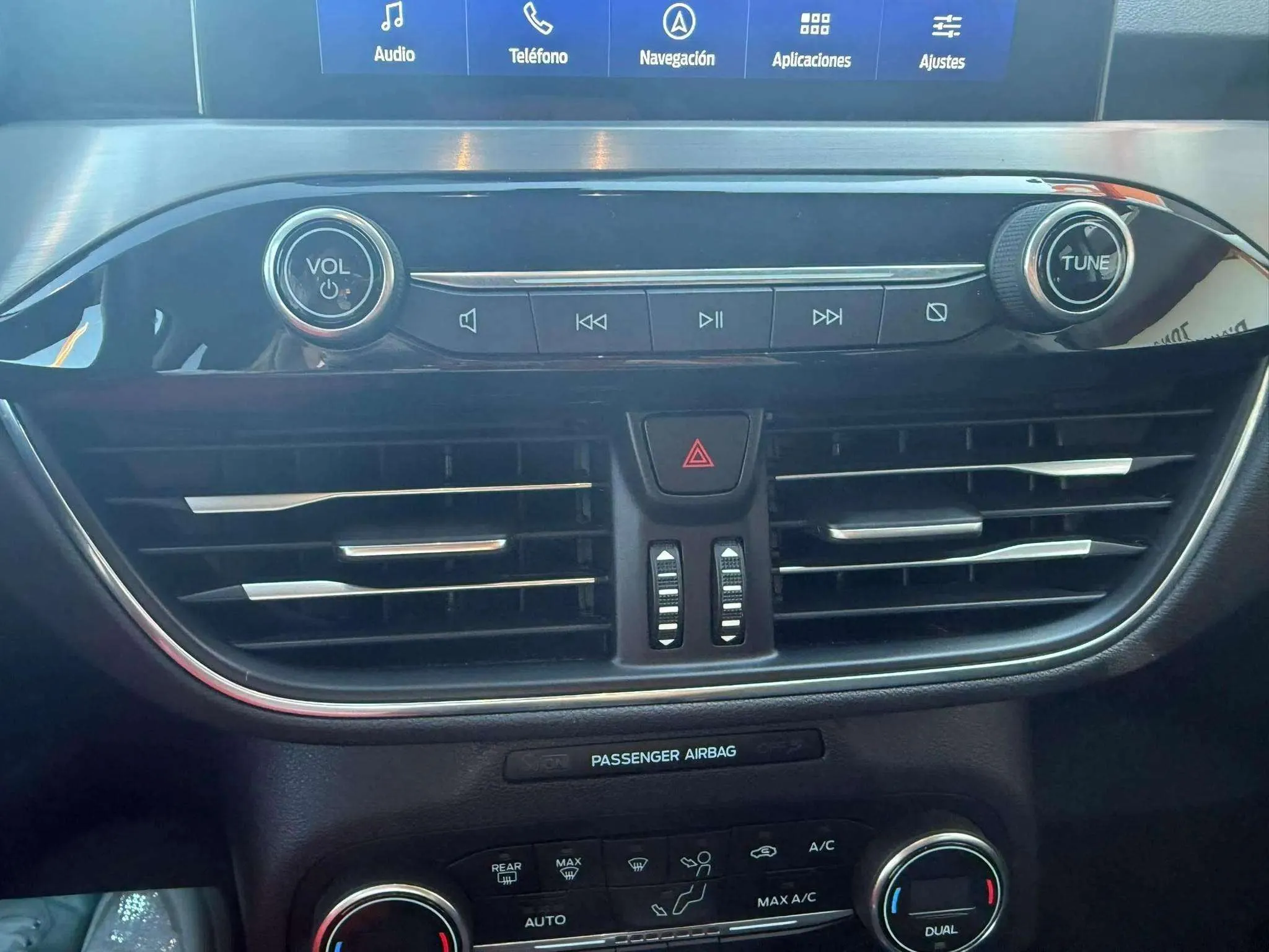 Ford Kuga Titanium 1.5 EcoBoost - foto 17