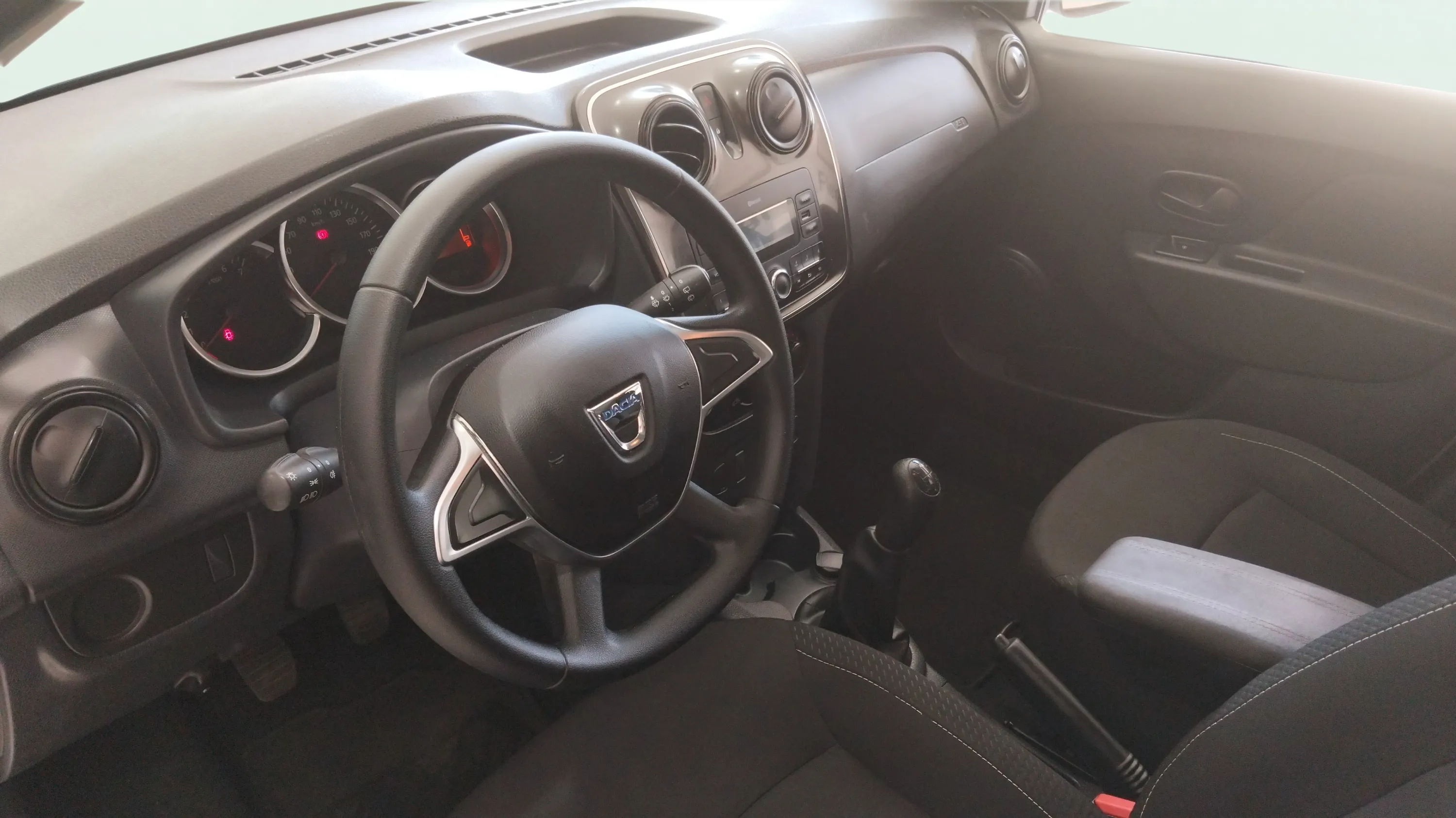 Dacia Sandero Access 1.0 18 - foto 7