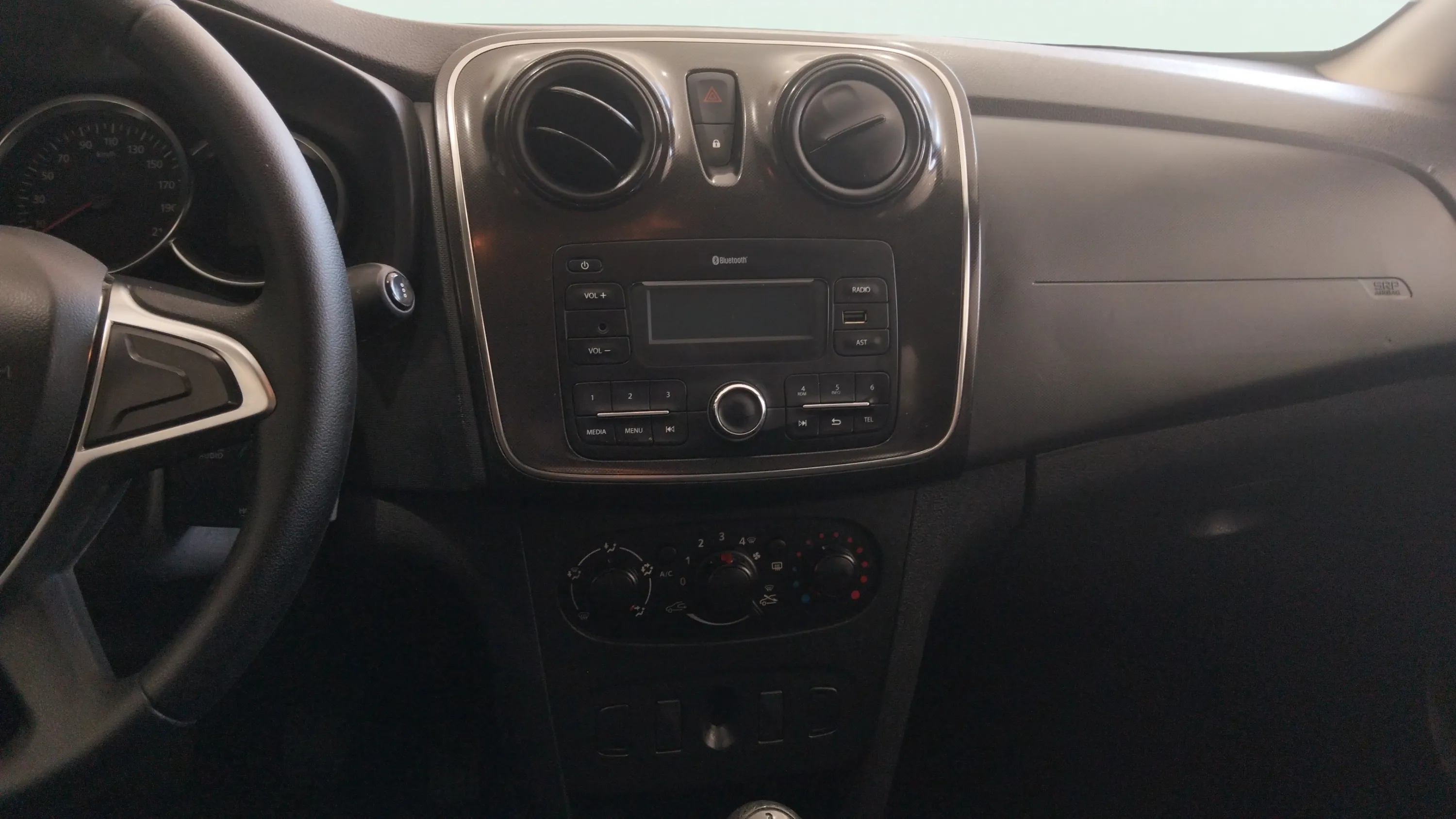 Dacia Sandero Access 1.0 18 - foto 11