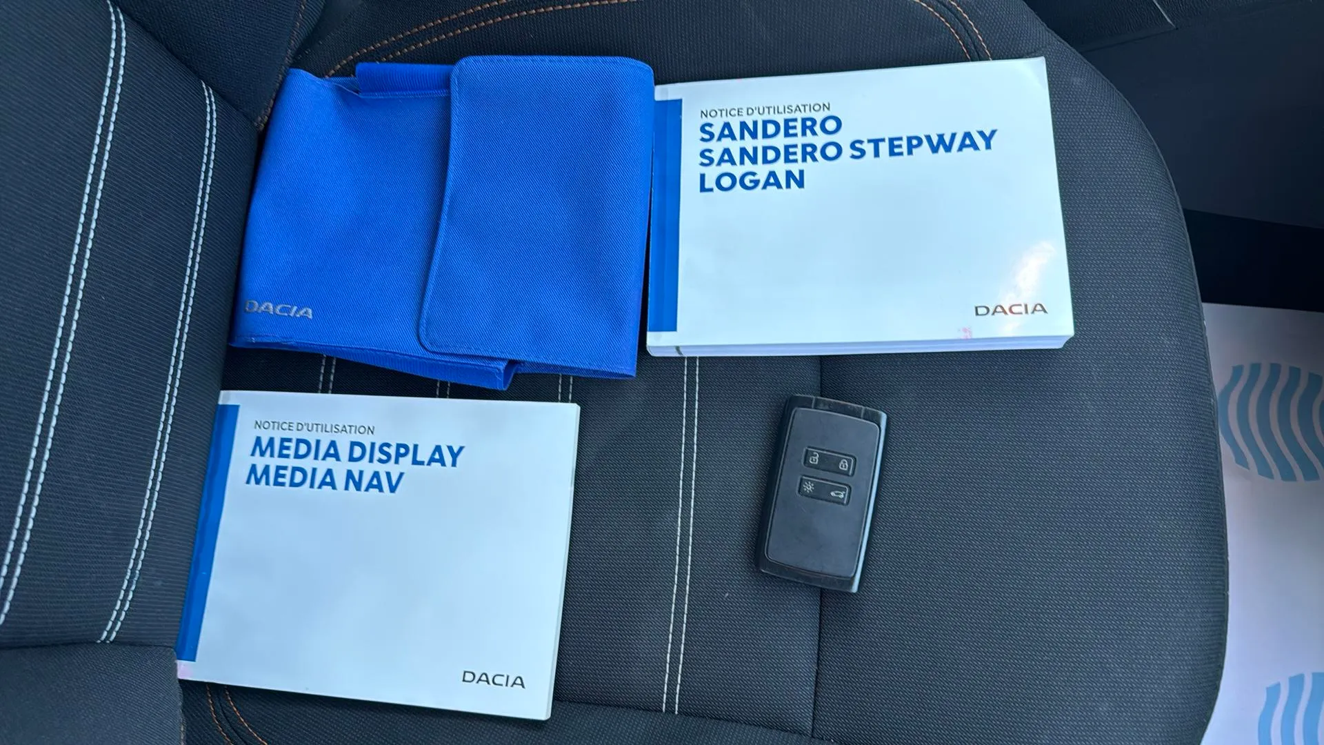 Dacia Sandero Comfort TCe - foto 15