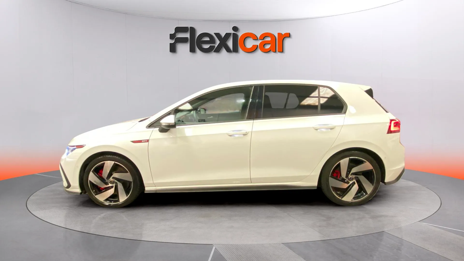 Volkswagen Golf GTI 2.0 TSI DSG - foto 4