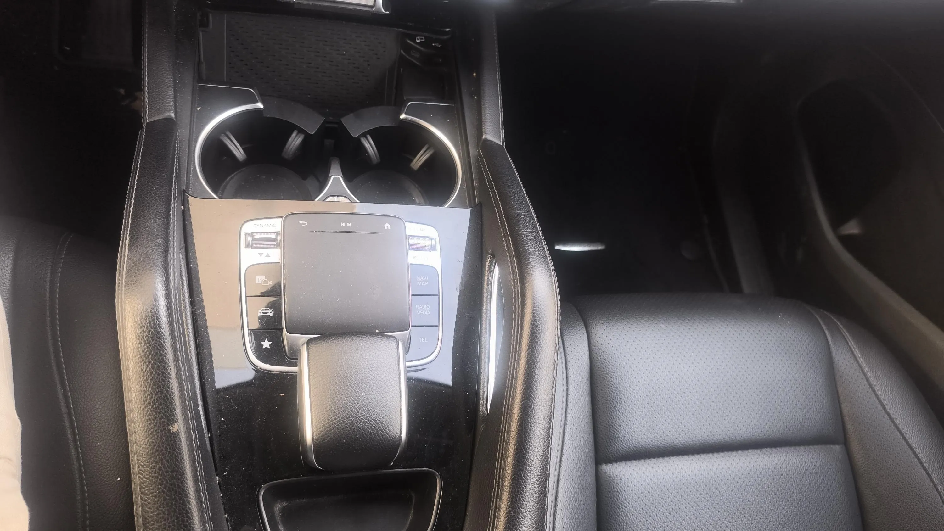Mercedes-Benz GLE 450 4MATIC - foto 24