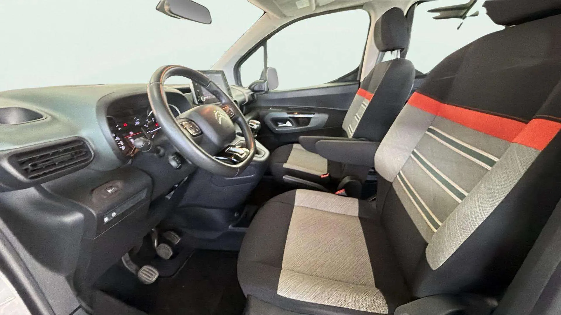 Citroën Berlingo Talla M BlueHDi 130 Shine - foto 19