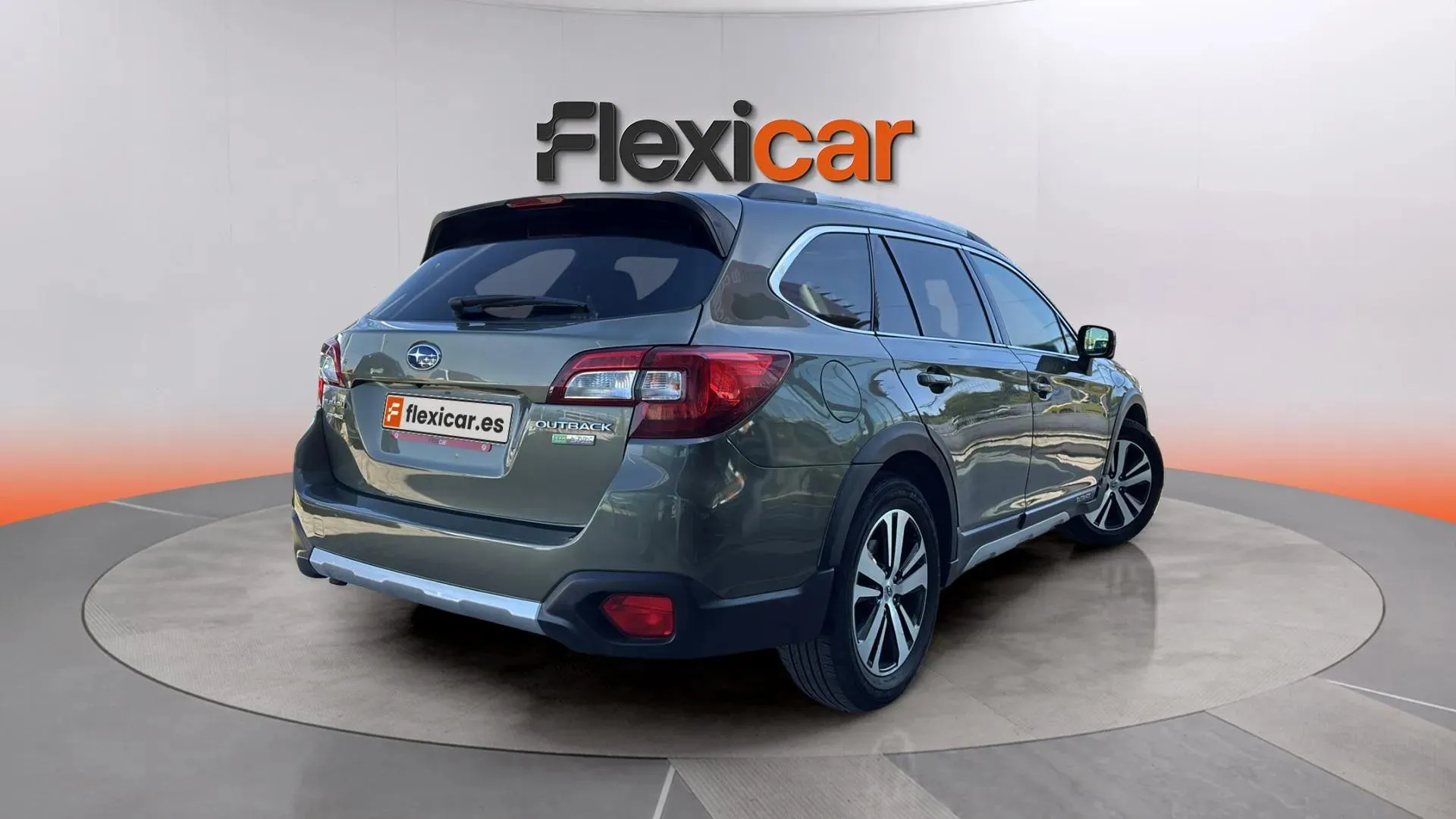 Subaru Outback 2.5i Executive Plus S CVT Lineartr. AWD - foto 7
