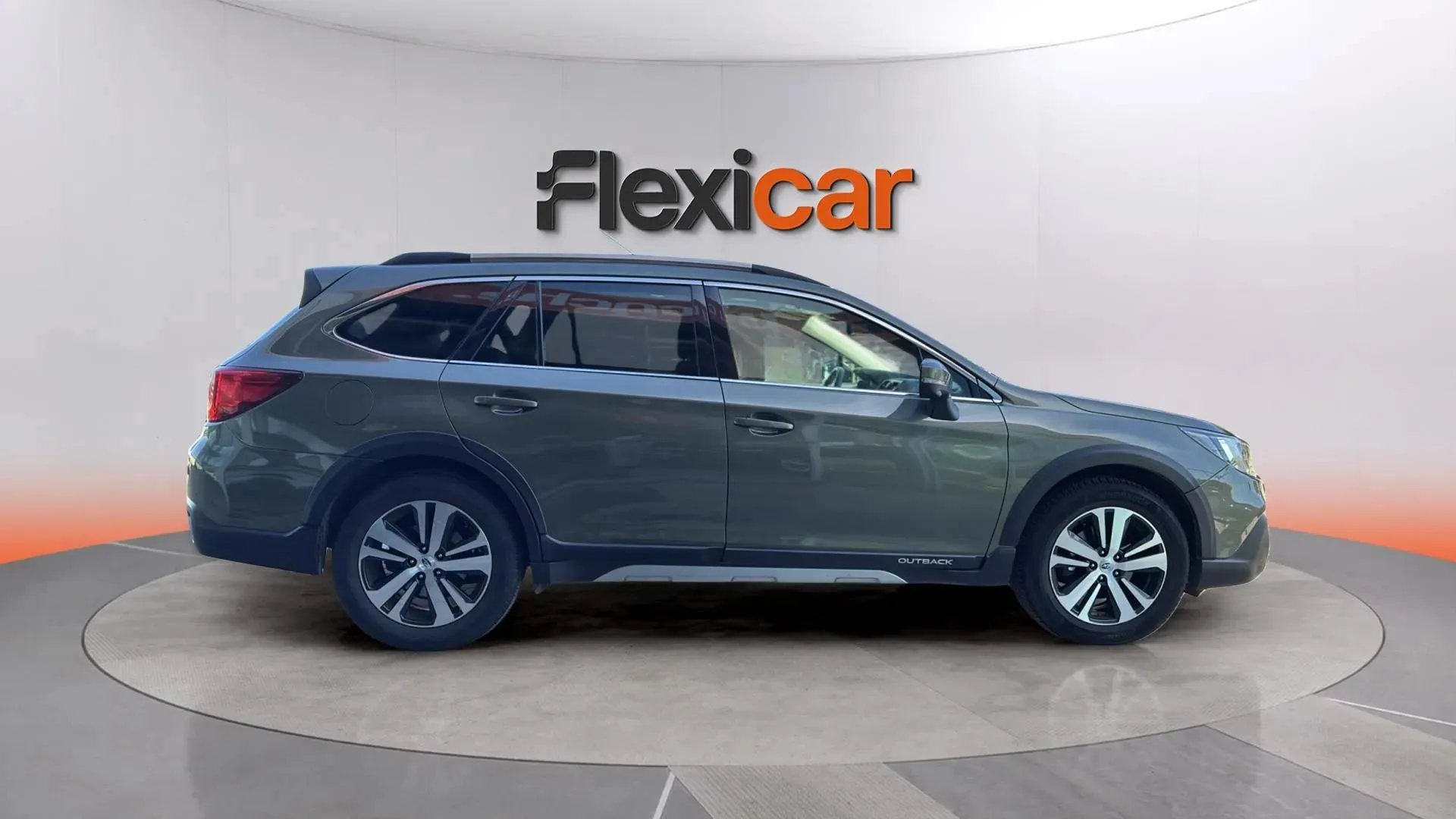 Subaru Outback 2.5i Executive Plus S CVT Lineartr. AWD - foto 8